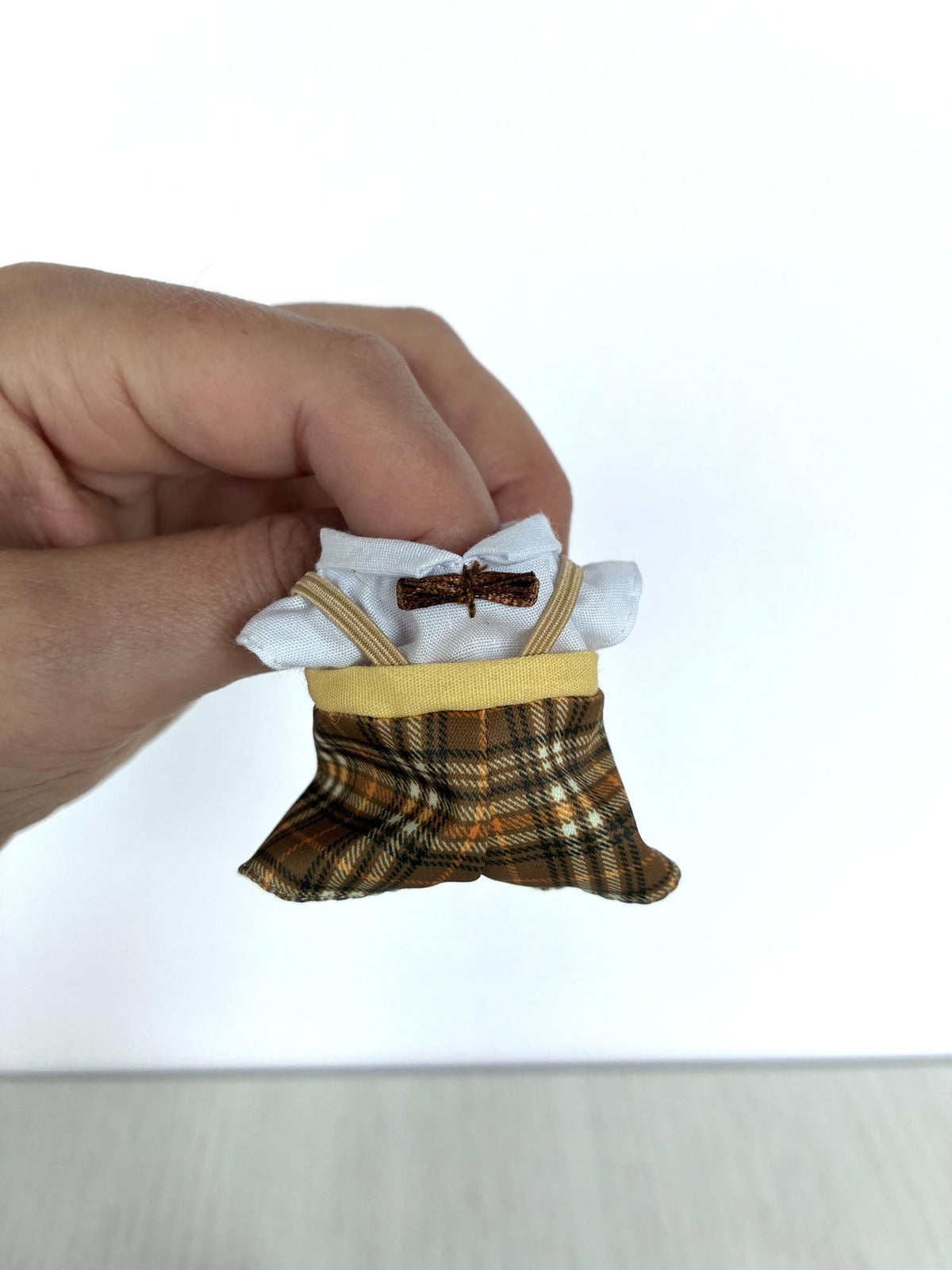 Calico Critters Sylvanian Families white shirt with bow tie and brown plaid trousers, dad outfit