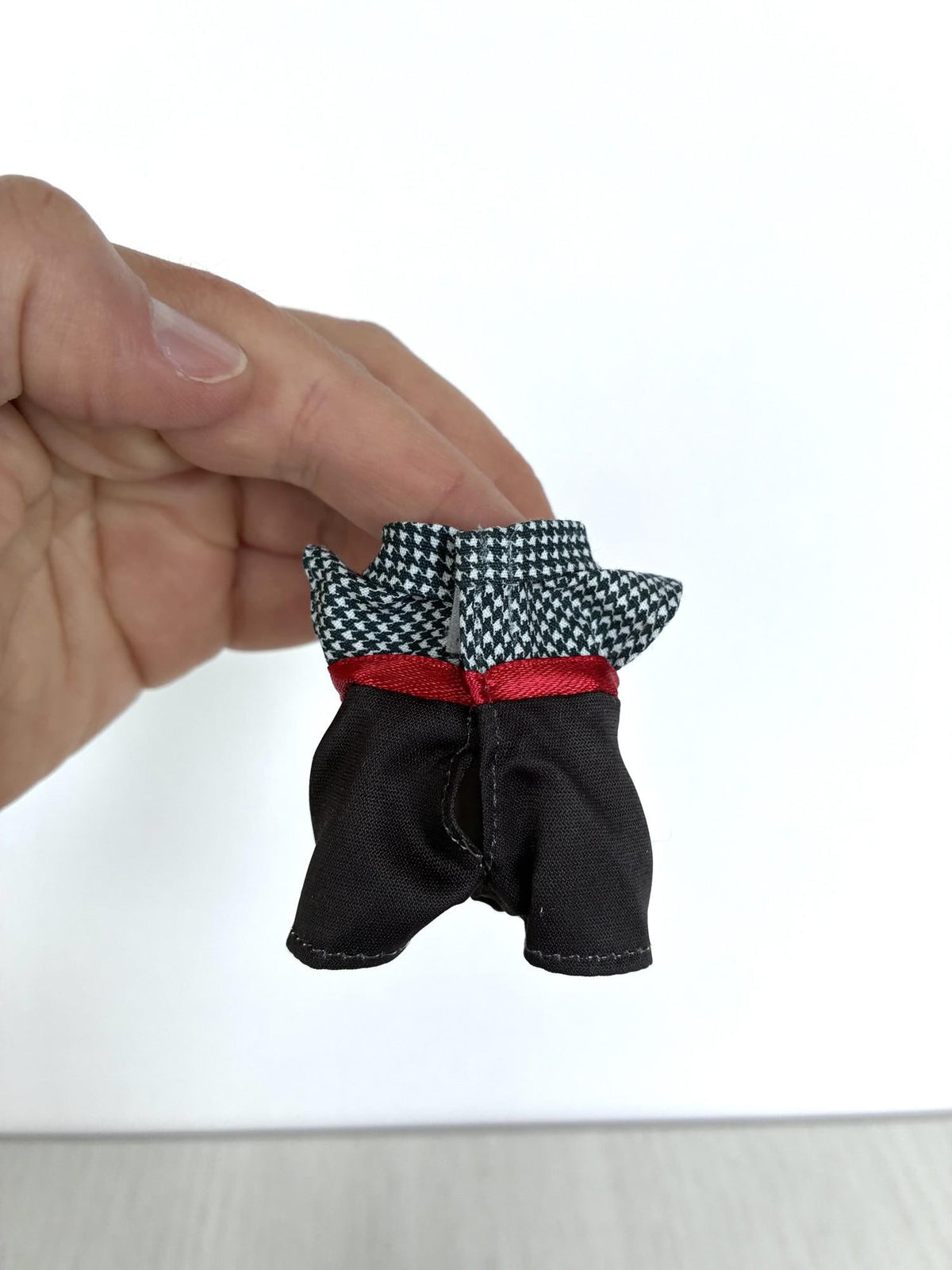 Calico Critters Sylvanian Families houndstooth and black trousers outfit, back