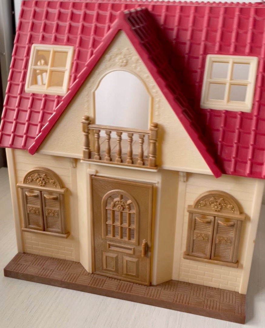 Wallpaper cut files for Calico Critters Red Roof Cozy Cottage Starter Home