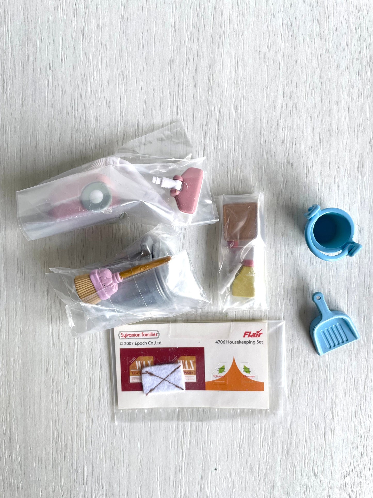 Calico Critters housekeeping set, Sylvanian Families made and accessories
