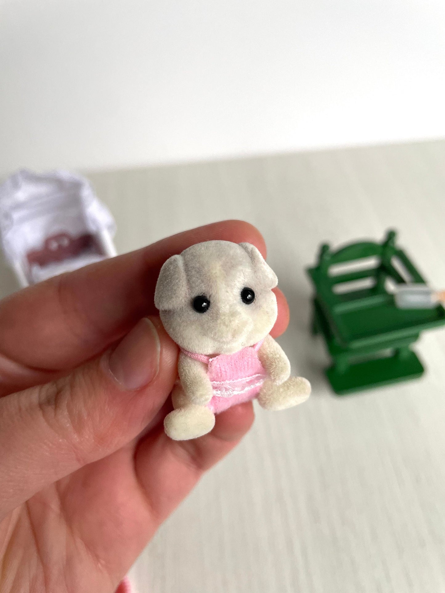 Collectible vintage green high chair nursery set — Sylvanian Families / Calico Critters