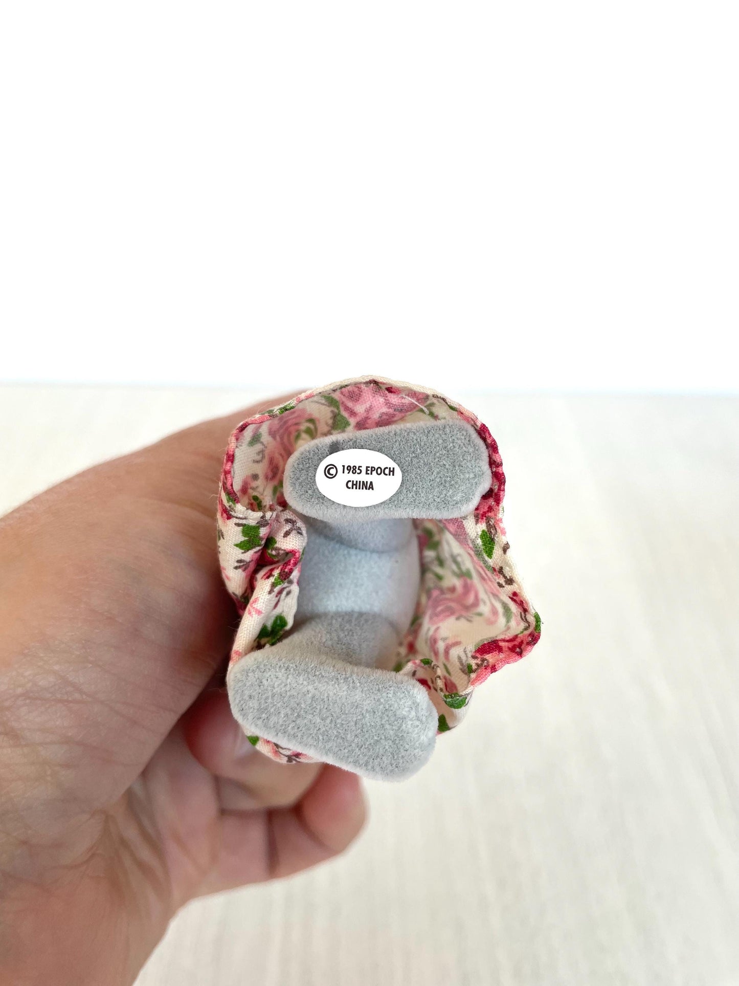 Collectible Babblebrook rabbit mom — Sylvanian Families / Calico Critters