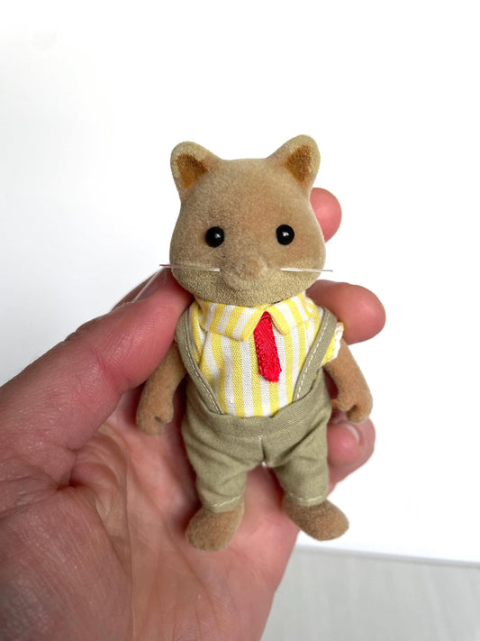 Honey Fox family with fluffy tails — vintage Sylvanian Families / Calico Critters