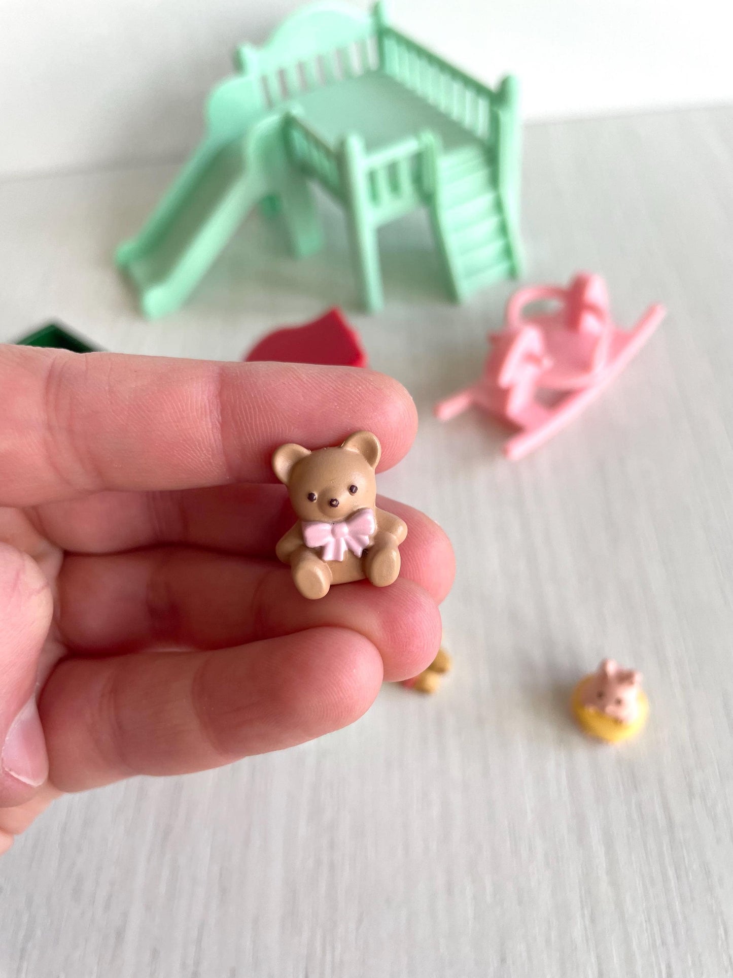 Miniature Calico Critters baby toys, pacifier, bottles, furniture — Sylvanian Families