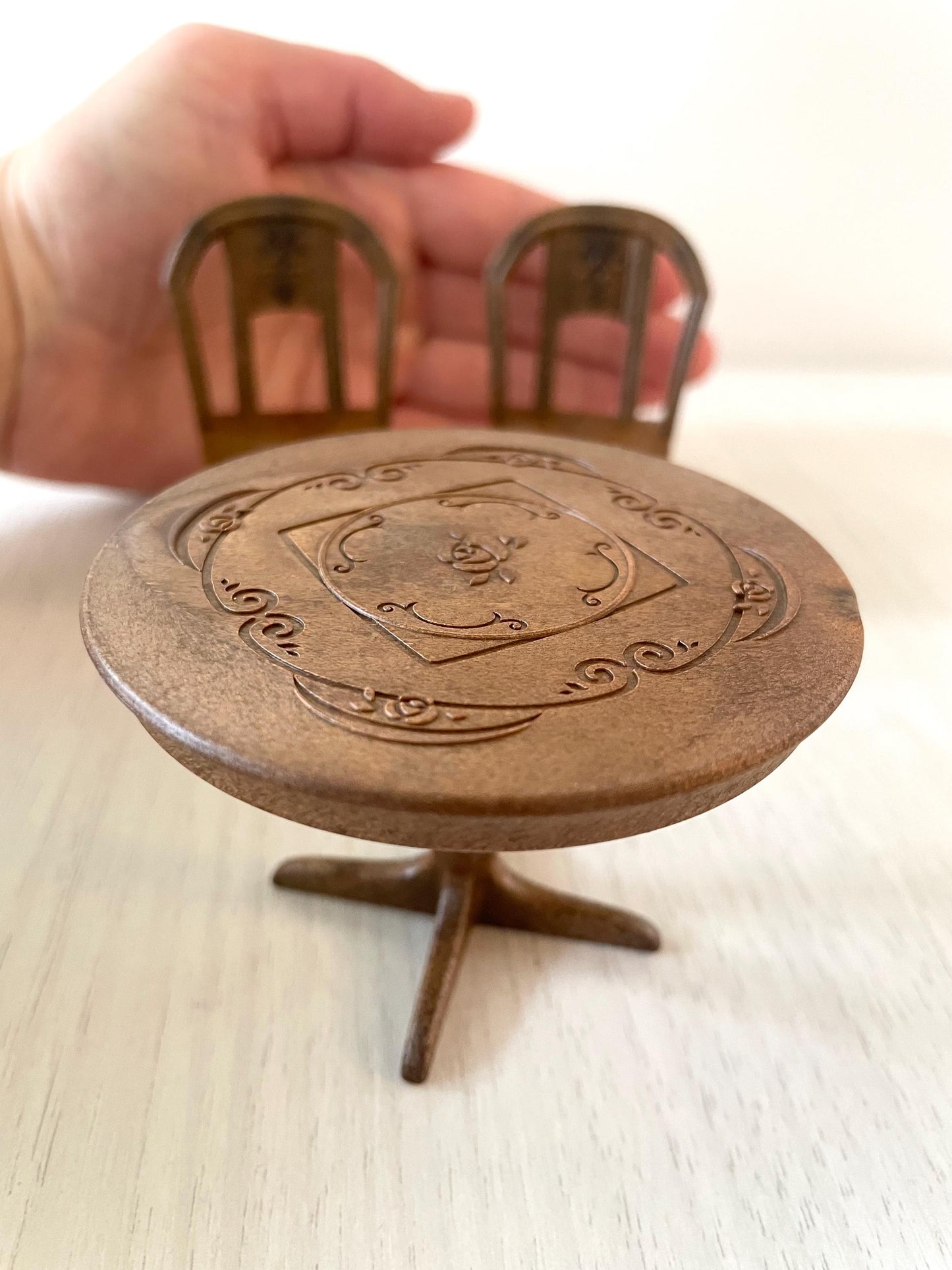 Dark brown ornate Calico Critters table with two chairs, new — Sylvanian Families