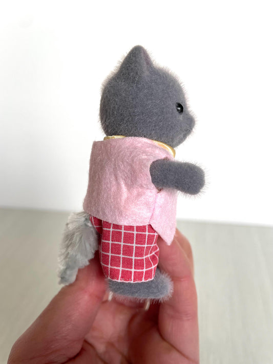 Grey Persian Cat Dad, Calico Critters Cute Animal Figurine for Dollhouse — Sylvanian Families