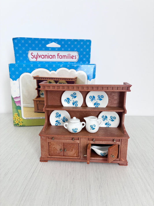 Sylvanian Families Vintage Welsh Dresser Complete with Ceramic Dishes and Original Box, Calico Critters Sylvanian Families, photo 2