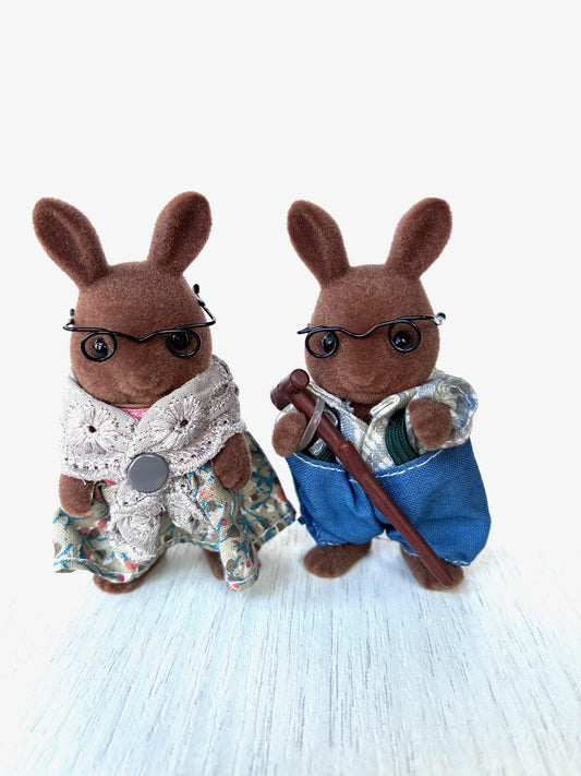 Vintage Sylvanian Families Calico Critters brown Wildwood Rabbit grandparents with wire glasses and walking cane – photo 2 of 11