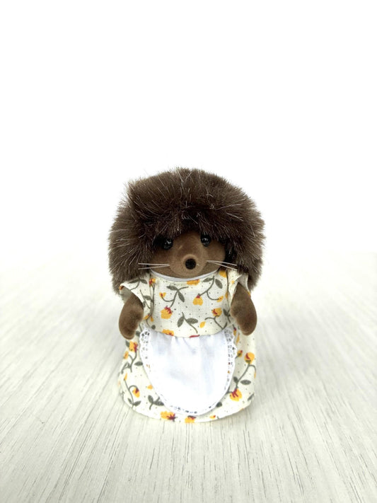 Calico Critters Sylvanian Families Pickleweeds Bramble hedgehog mother in white floral dress, front view