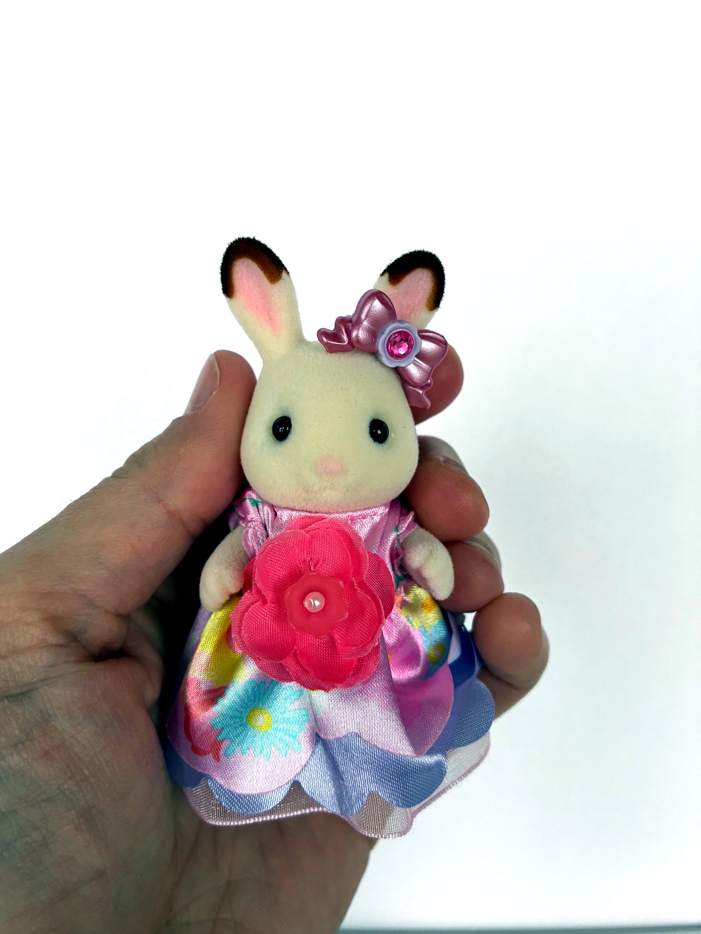 Chocolate Rabbit girl with pink hair bow, Calico Critters Sylvanian Families Flowering Princesses