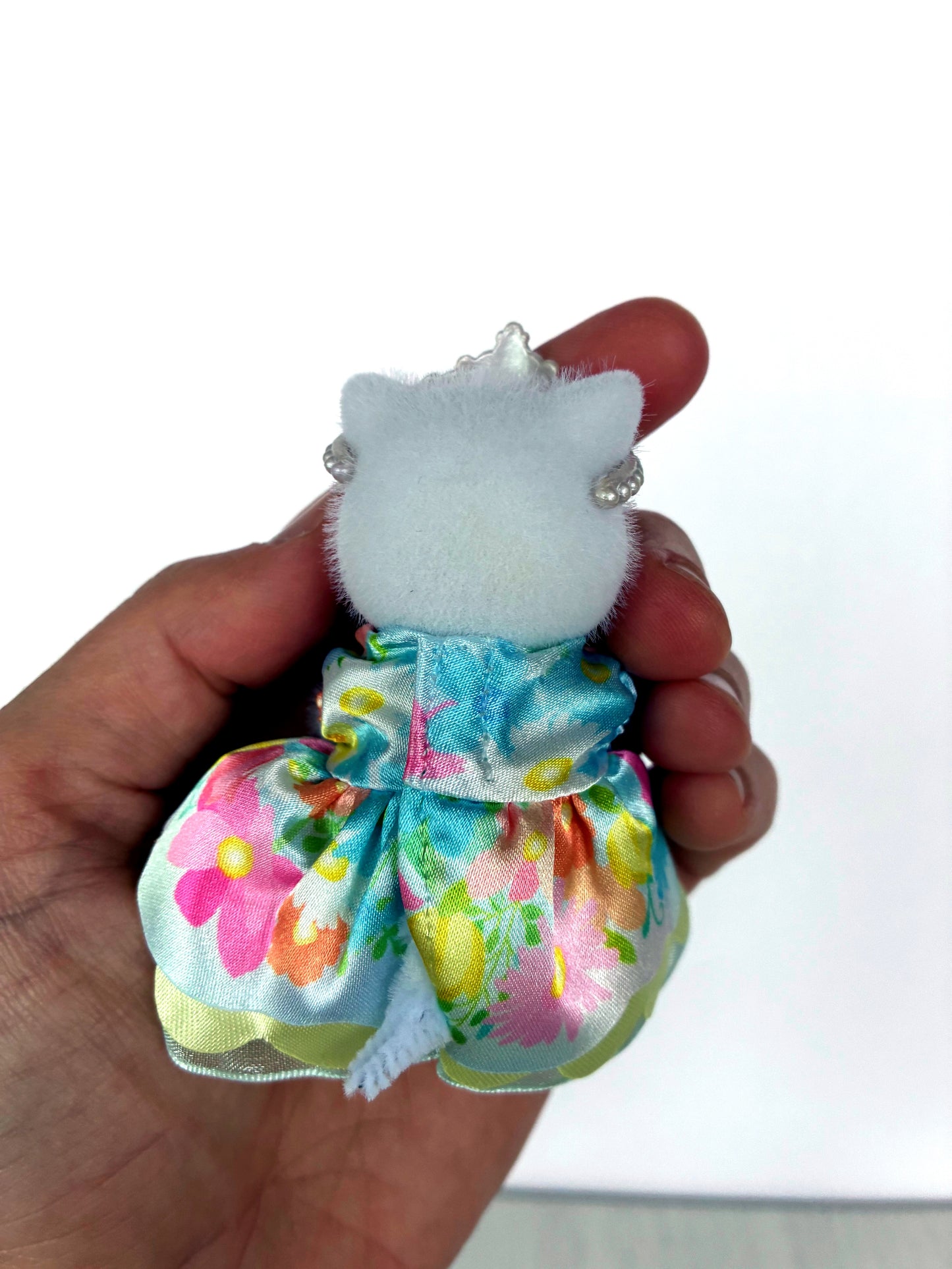 Back view with tiara, Persian Cat girl Flowering Princesses
