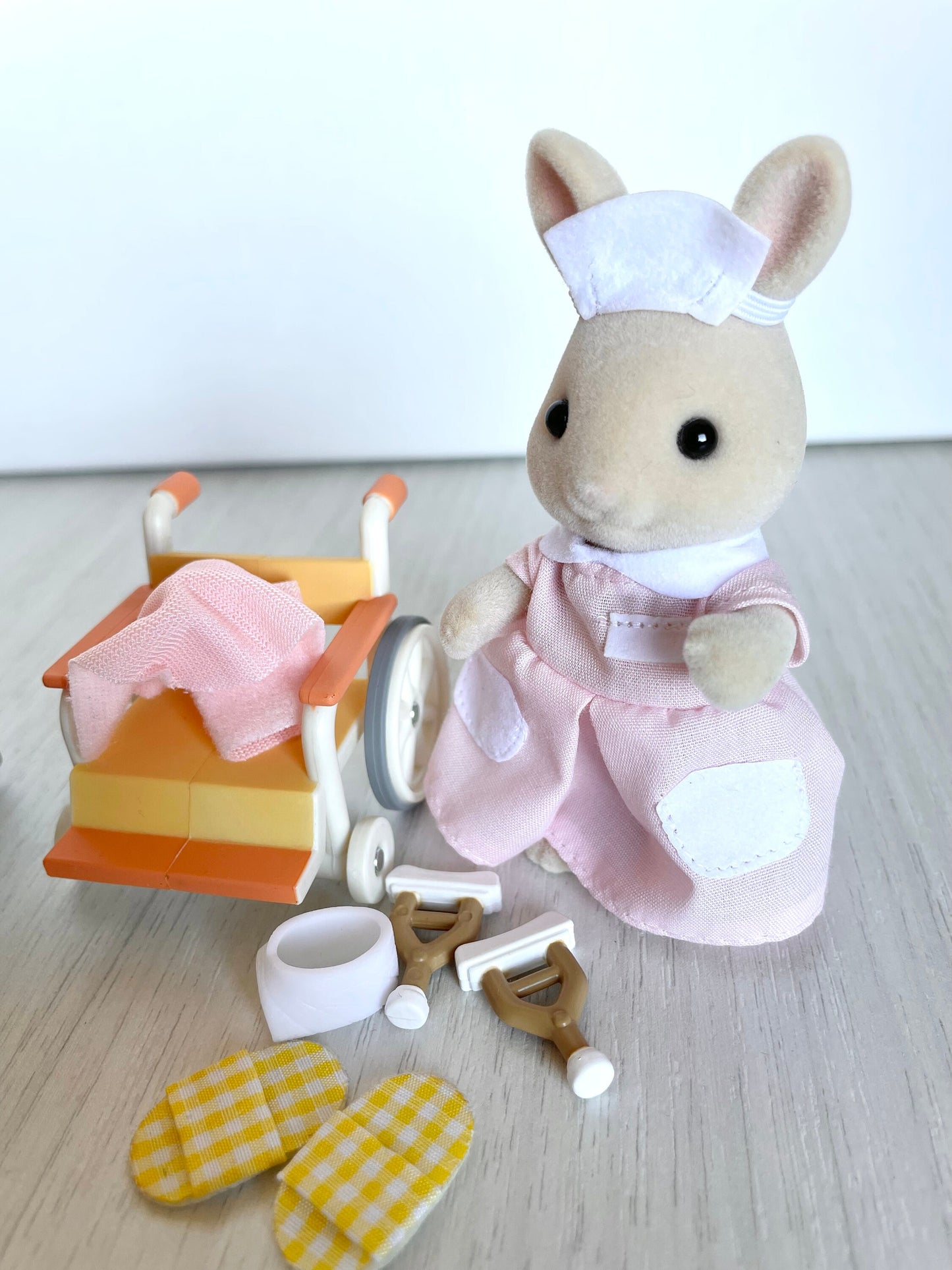 Calico Critters Nurse set new in box — Sylvanian Families