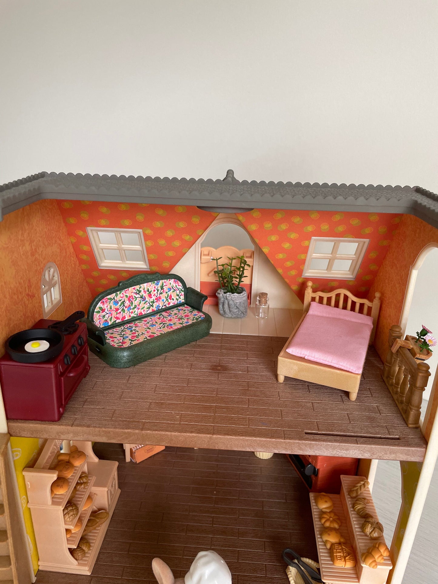 Custom Calico Critters bakery shop side view — Sylvanian Families