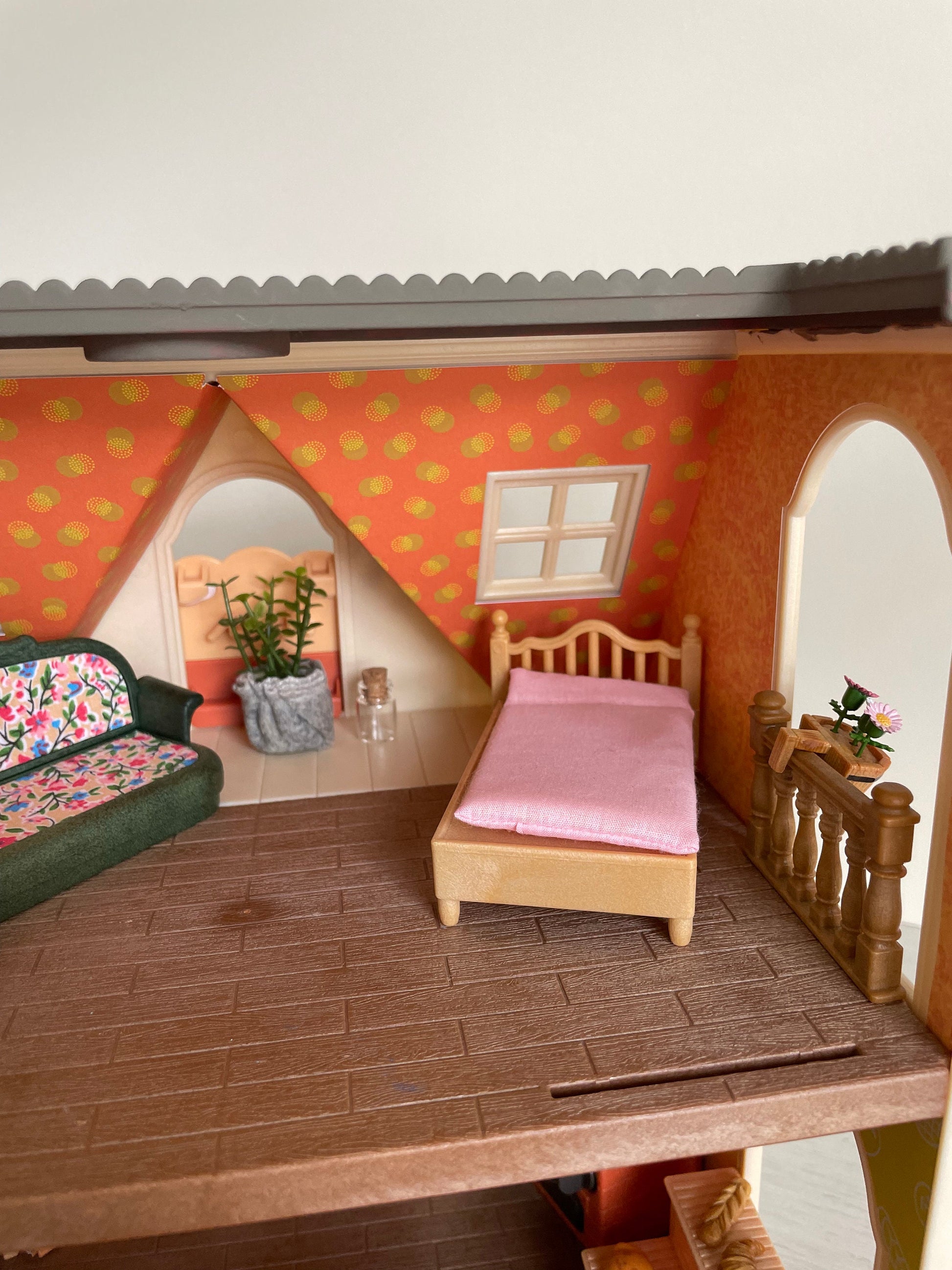 Vintage Calico Critters flour sack in custom bakery — Sylvanian Families