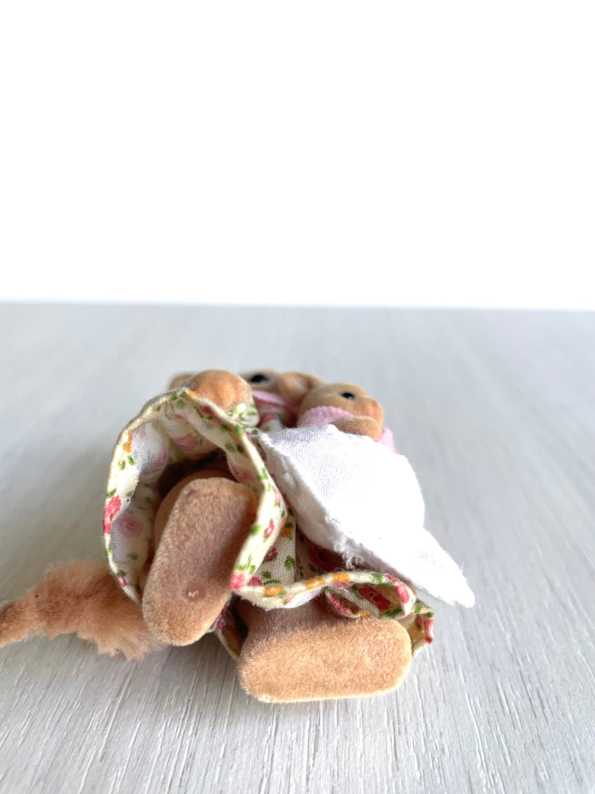 Kangaroo mama figurine — Sylvanian Families / Calico Critters