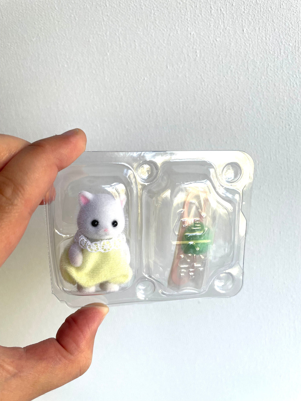 Calico Critters baby seashore friends blind bag figures revealed new in package, photo 5