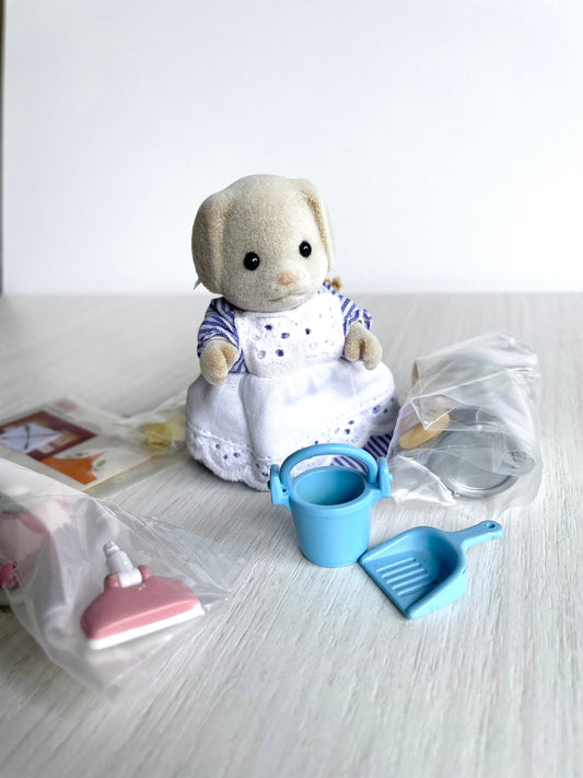 Calico Critters housekeeping set, Sylvanian Families maid and accessories