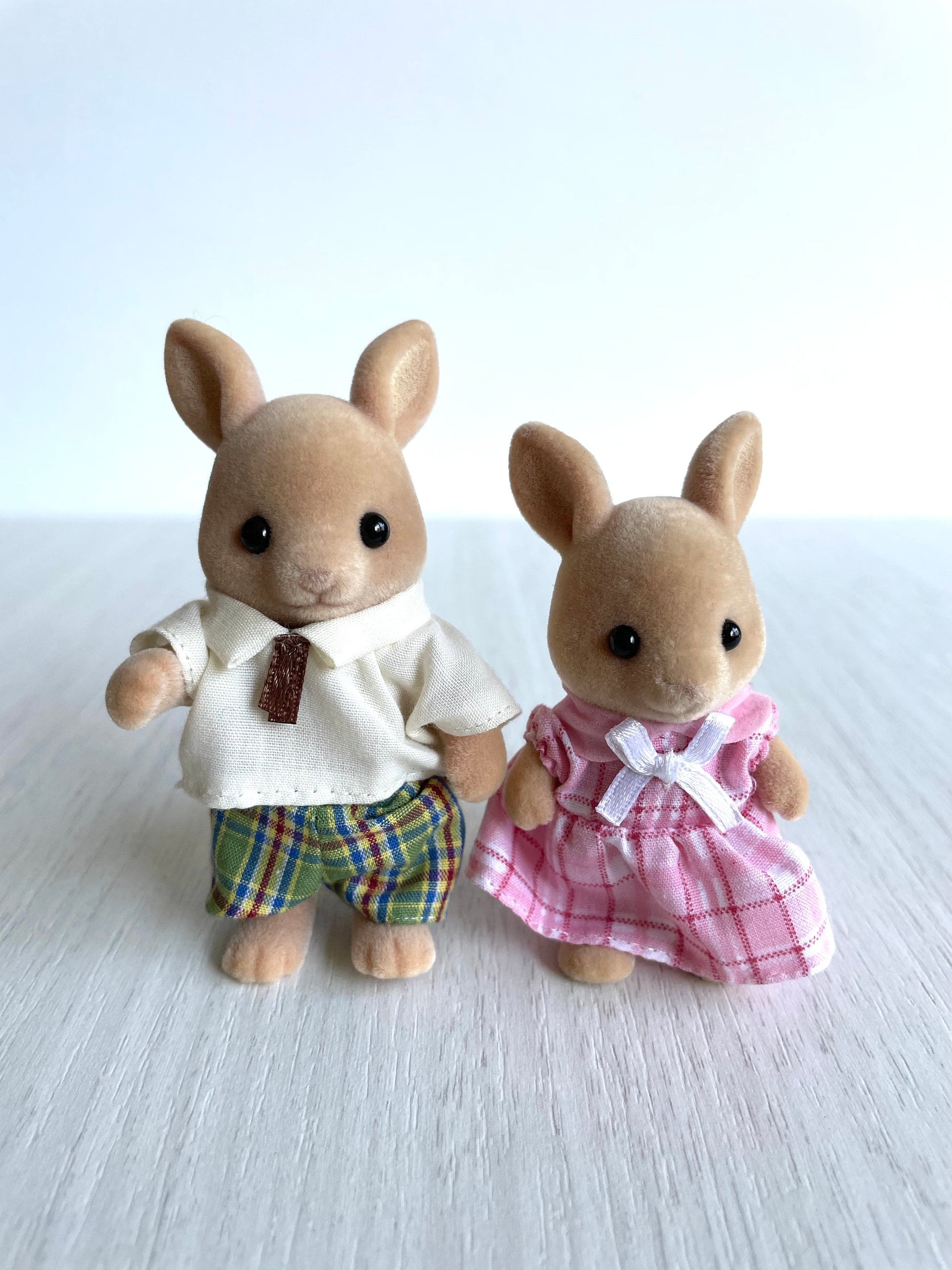 Sylvanian Families Hopper Kangaroo dad and daughter figures — Calico Critters