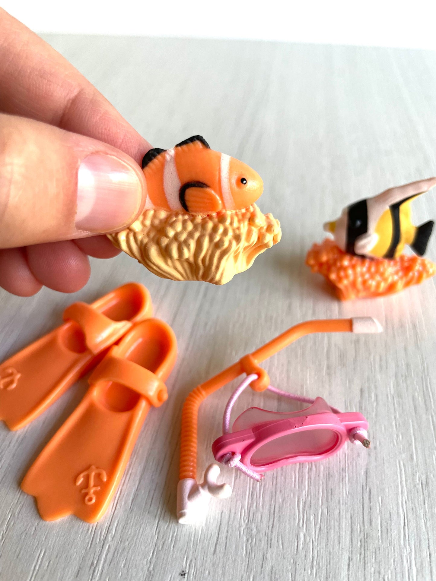 Calico Critters Seaside Treasure Set spares, snorkle, flippers, fish with coral — Sylvanian Families