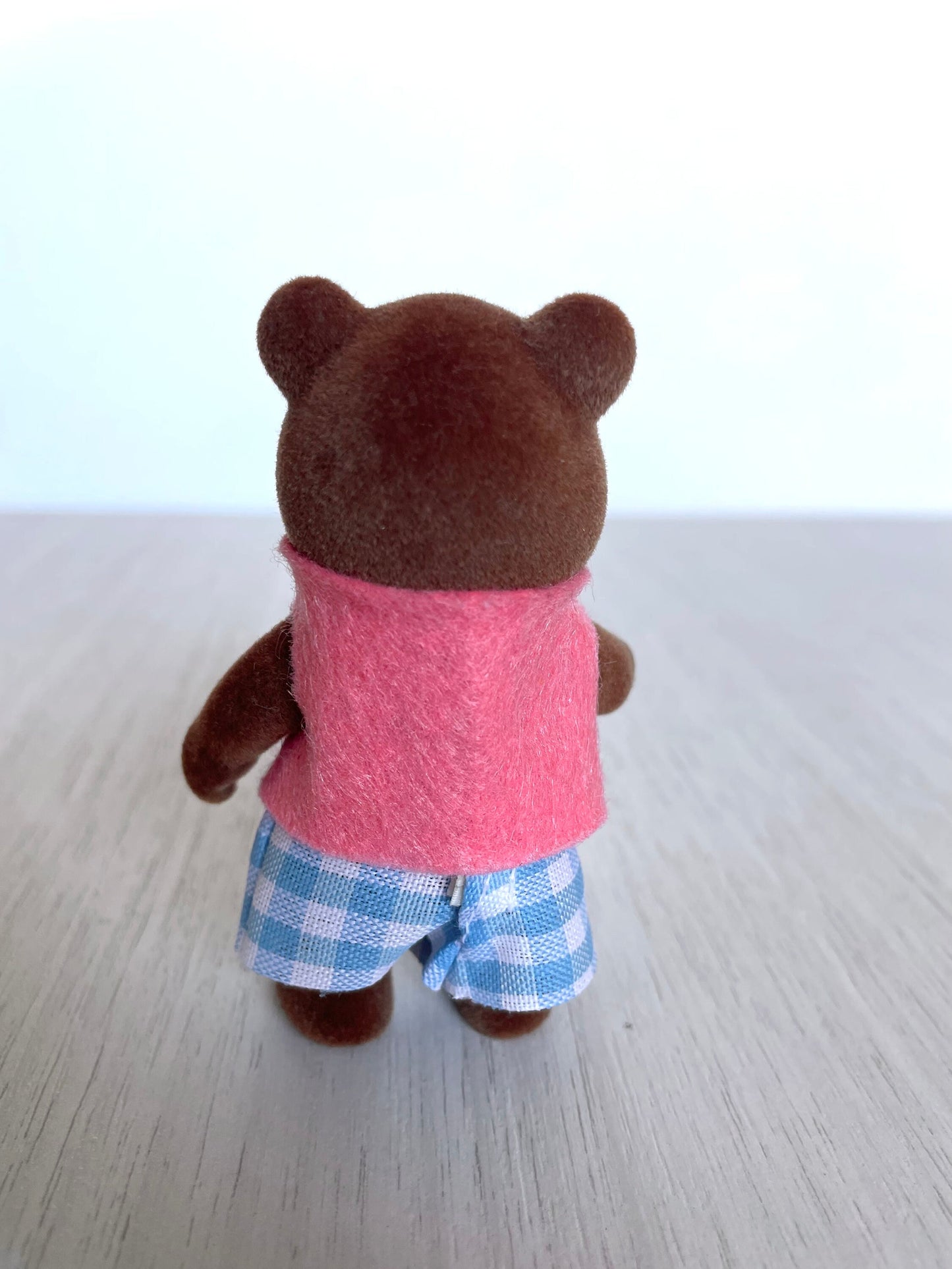 Timbertop bear with gripping hands — Sylvanian Families / Calico Critters