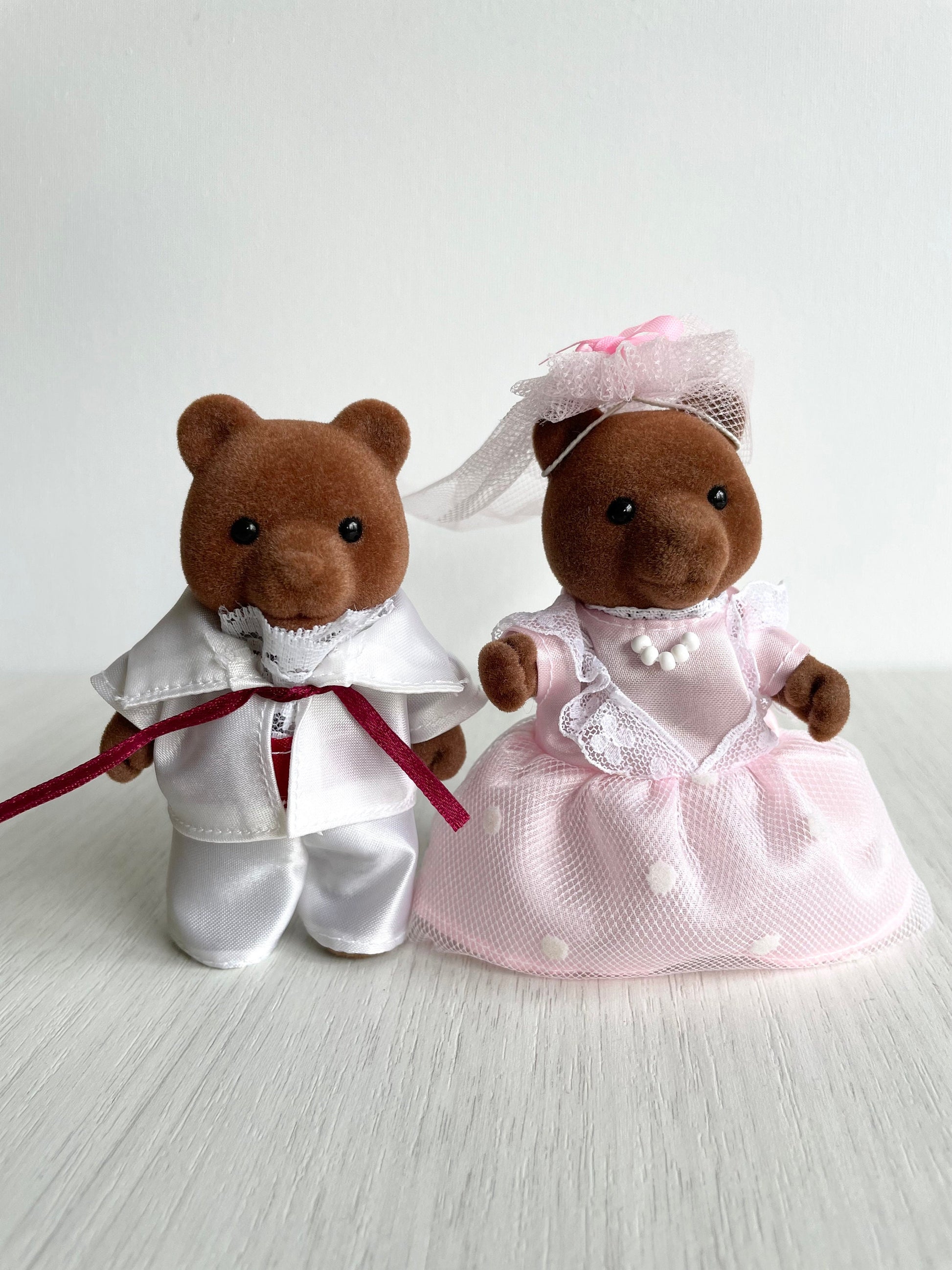 Vintage Sylvanian Families Timbertop bride and groom bears Woodland Wedding — Calico Critters