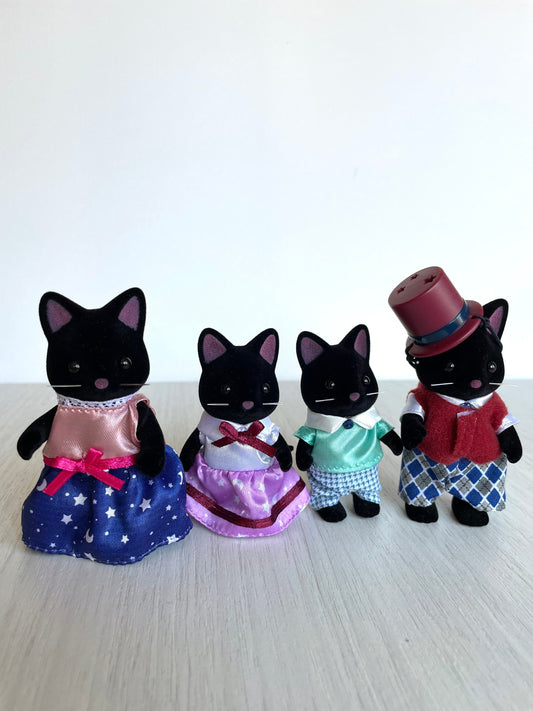 Sylvanian Families Midnight Cat Family with custom brother, black cats — Calico Critters