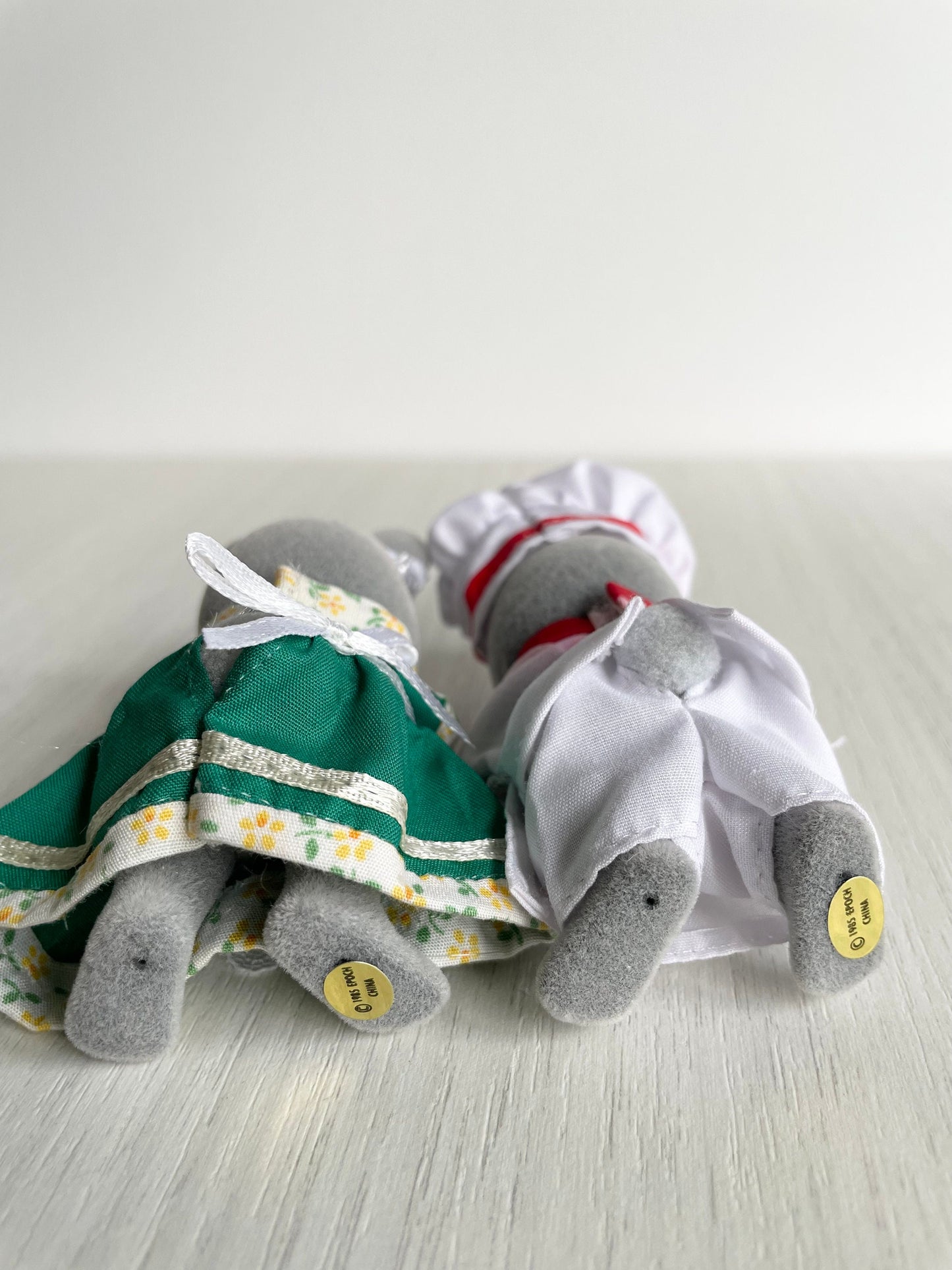Chef set food crate detail — vintage Sylvanian Families / Calico Critters