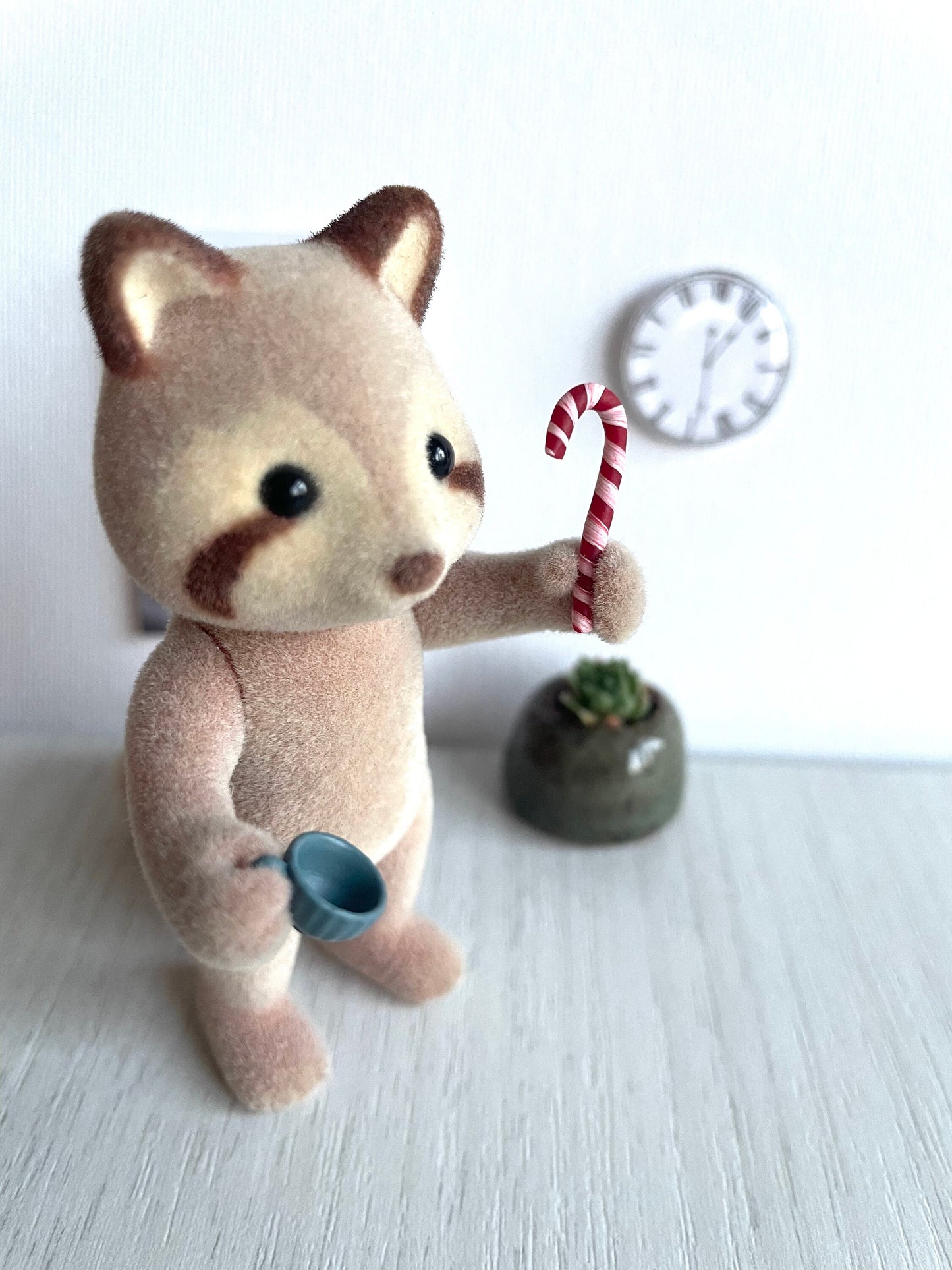 handmade miniature candy canes, 3 per order, dollhouse holiday props, 1:12, sylvanian and small mini decorations, christmas tree ornaments