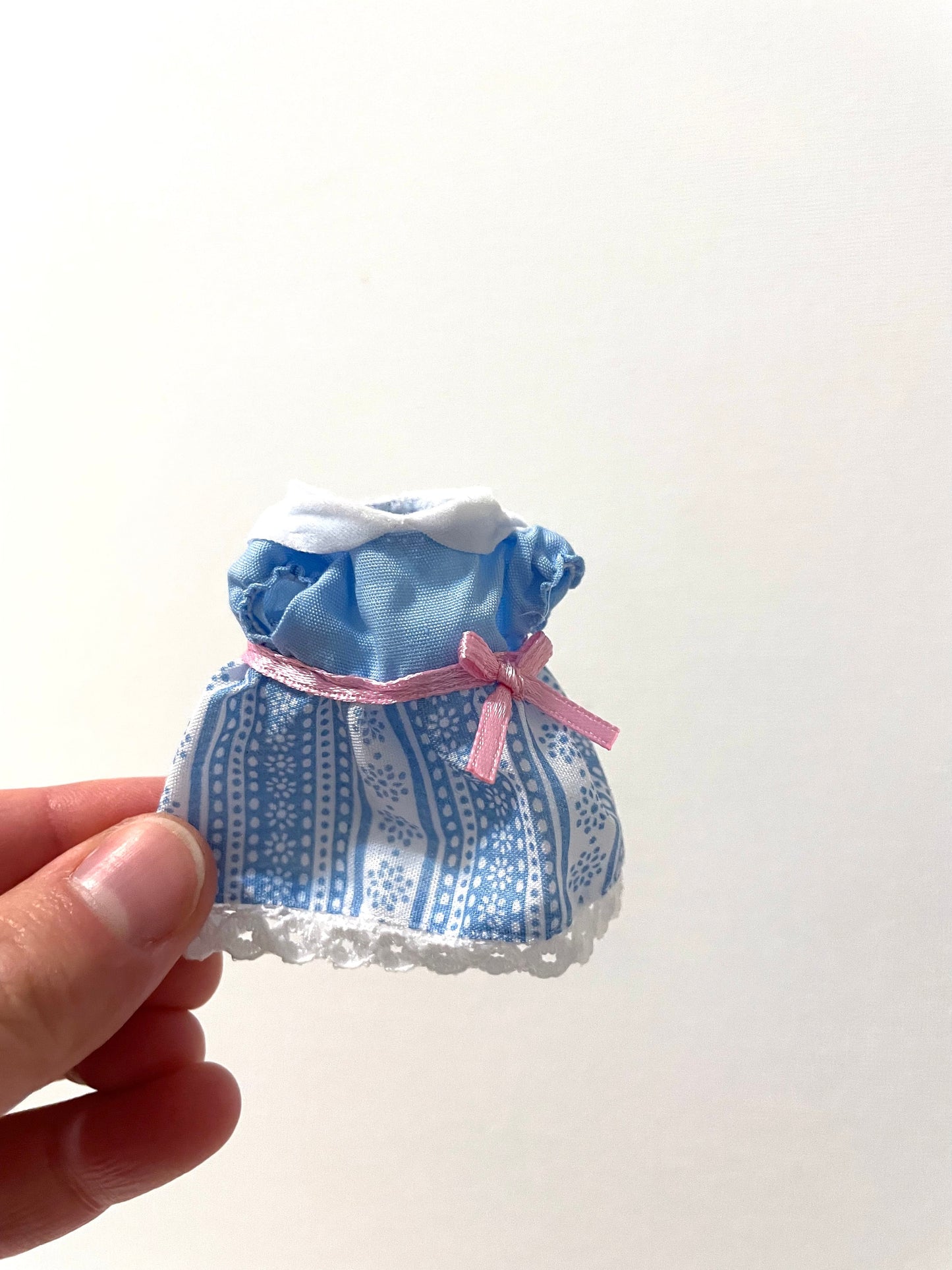 Calico Critters spare clothes outfits, Sylvanian Families dresses