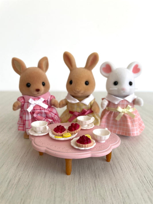 Calico Critters tea party custom set with kangaroo girl, bunny, mouse, tea cups, food pastries and table — Sylvanian Families