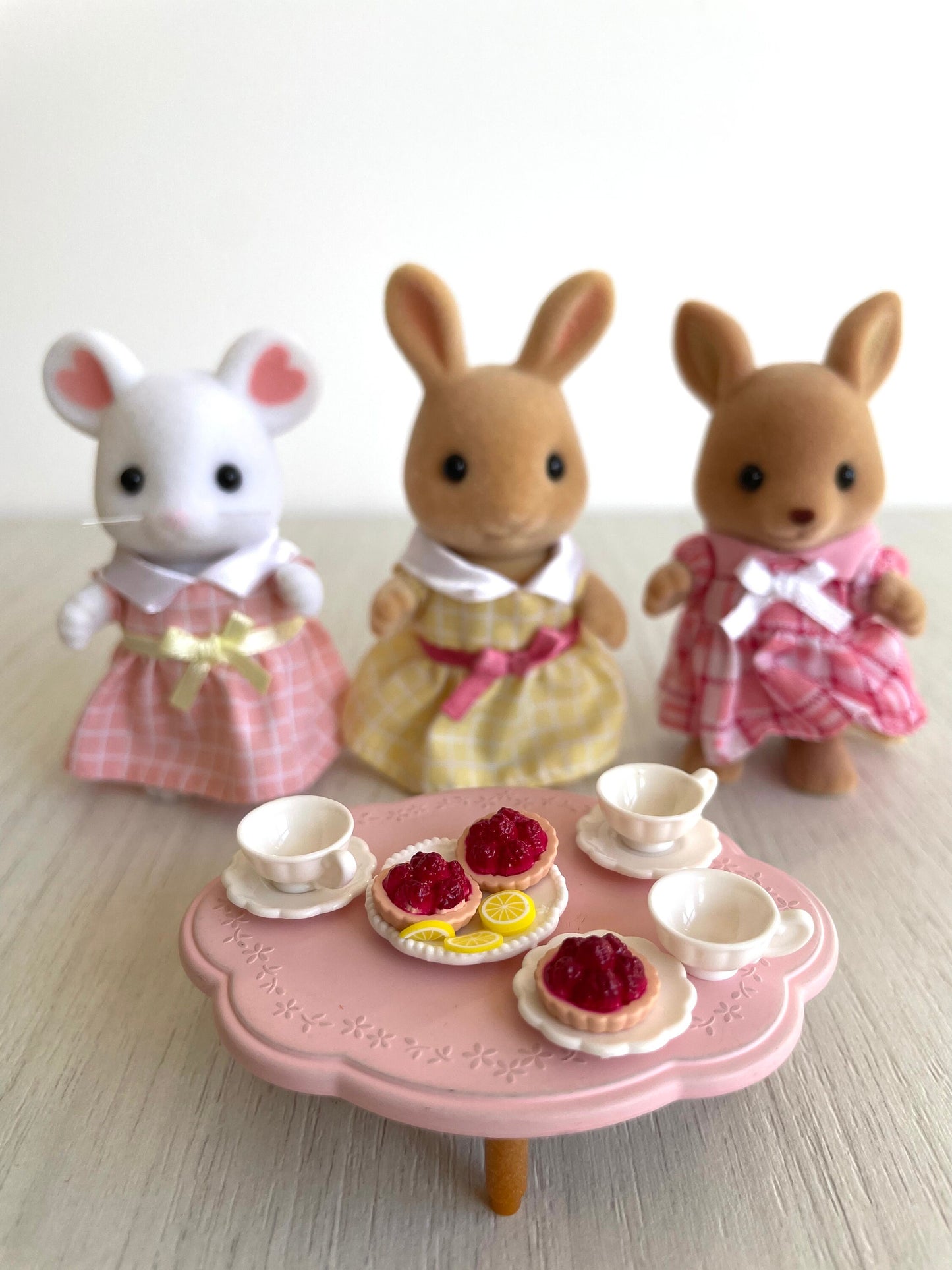 Calico Critters tea party custom set with kangaroo girl, bunny, mouse, tea cups, food pastries and table — Sylvanian Families