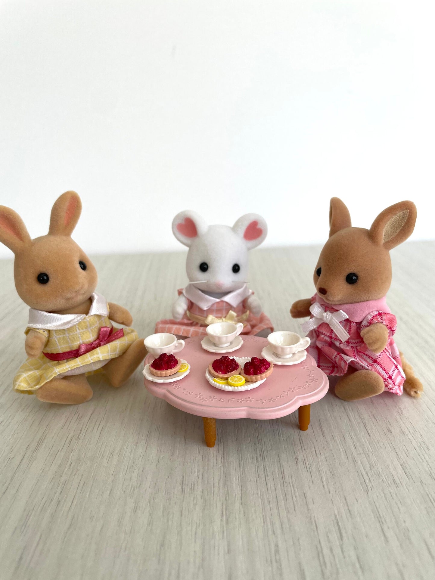 Calico Critters tea party custom set with kangaroo girl, bunny, mouse, tea cups, food pastries and table — Sylvanian Families