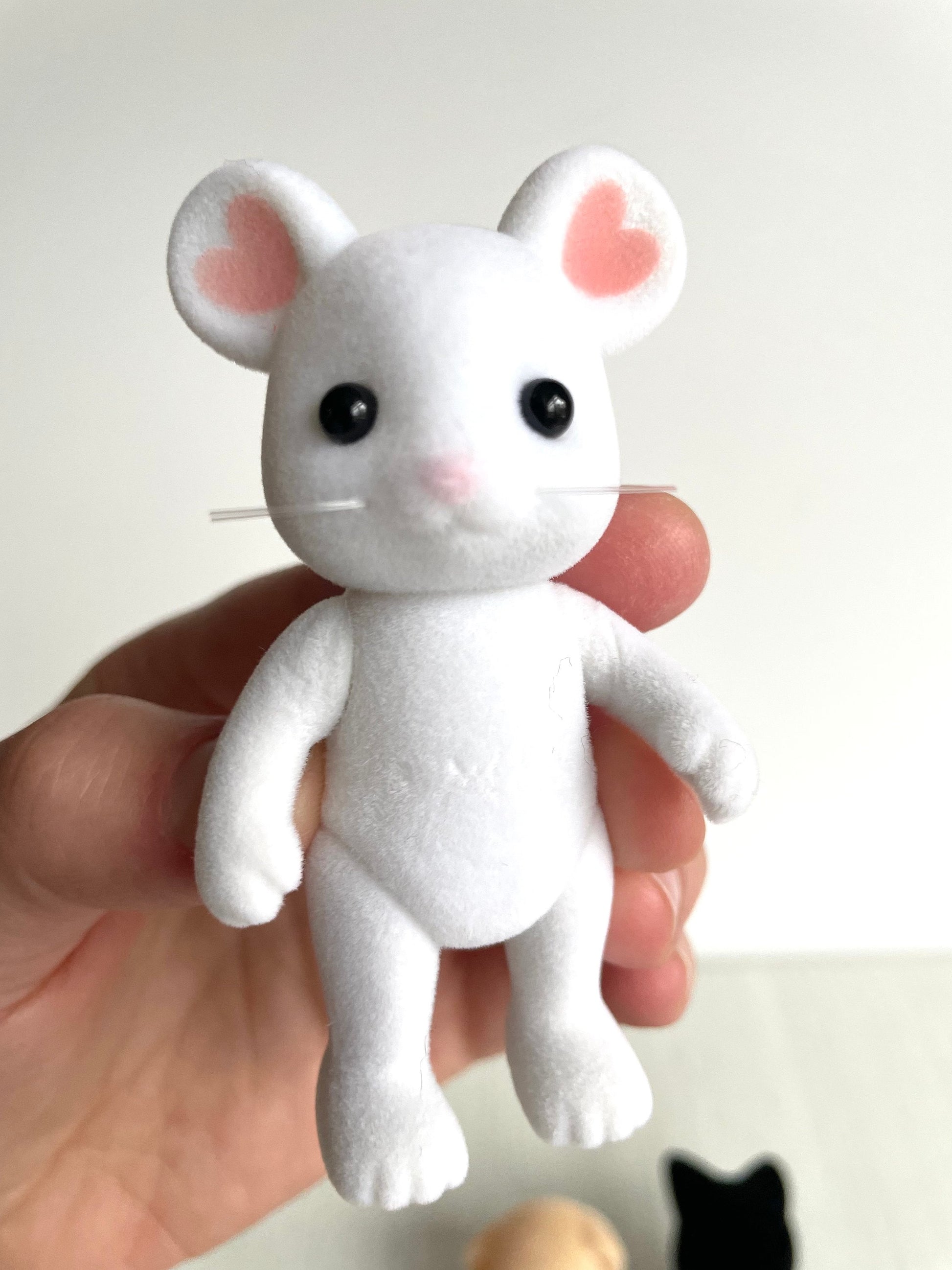 Adult mouse spare critter — brand new Calico Critters / Sylvanian Families figure, naked for customizing or replacement