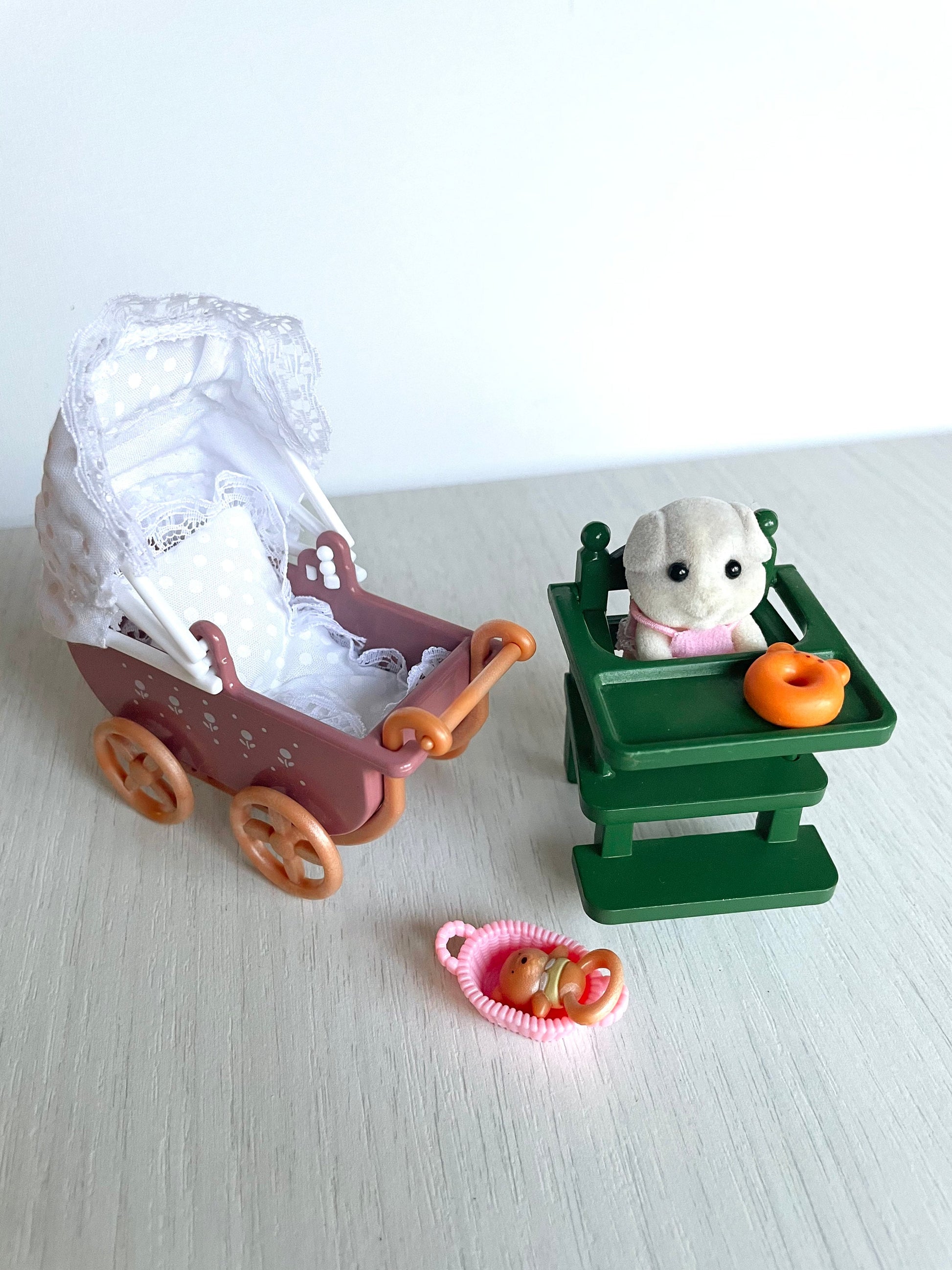 Vintage Sylvanian Families green high chair nursery set with stroller and hamster baby — Calico Critters