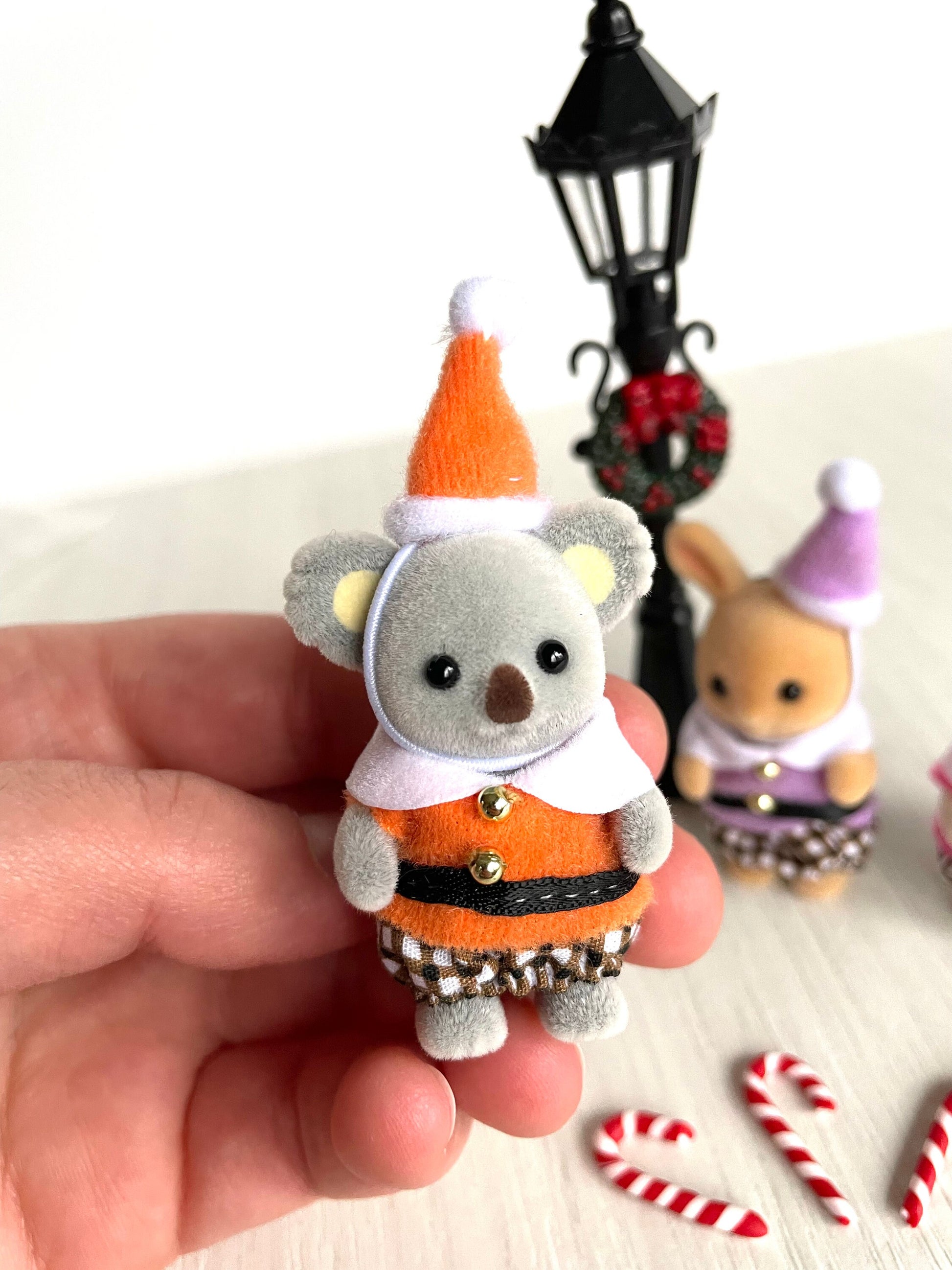 Little elves babies with candy canes — Calico Critters / Sylvanian Families