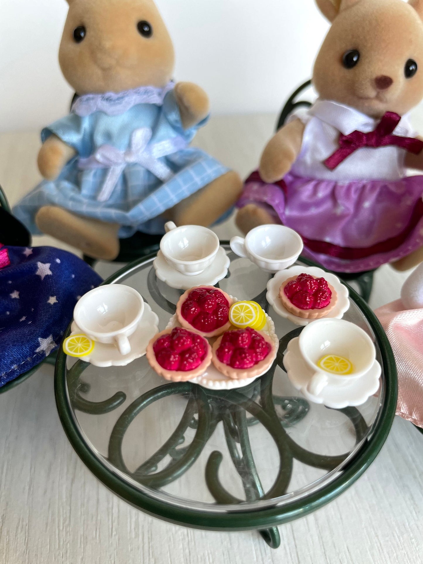 Calico Critters tea party custom set with kangaroo mom, sunny rabbit, marshmellow mouse, midnight cat, tea cups, food pastries and table — Sylvanian Families