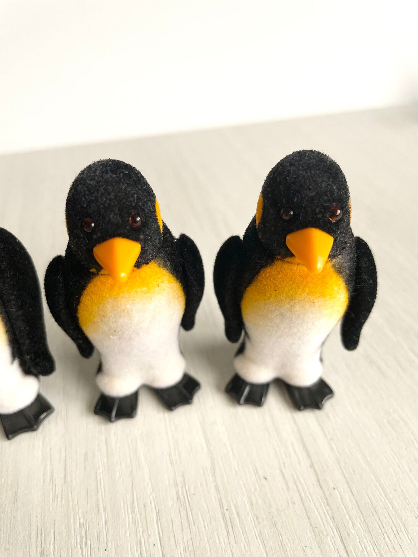 Rare discontinued De Burg penguins — Sylvanian Families / Calico Critters