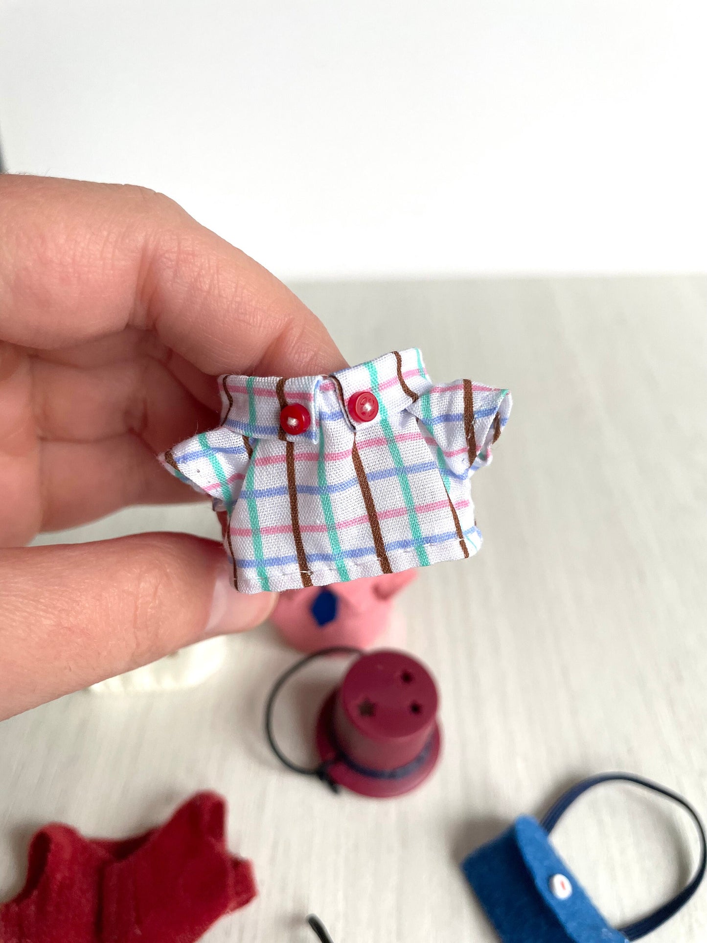 Calico Critters spare adult dad clothing items, Sylvanian Families collared shirts and accessories