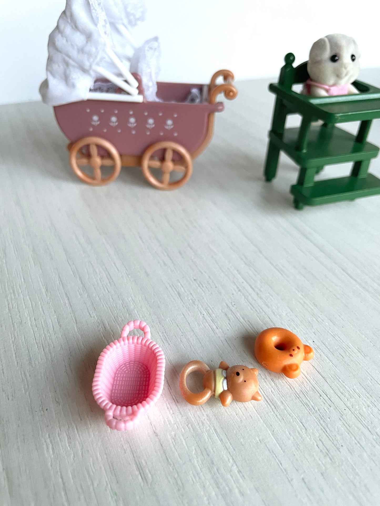 Baby nursery furniture — Sylvanian Families / Calico Critters