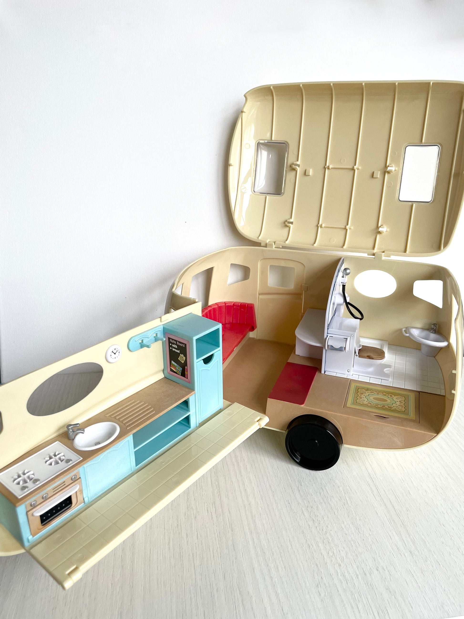 Calico Critters Camper Shell - Vintage Sylvanian Families Toy