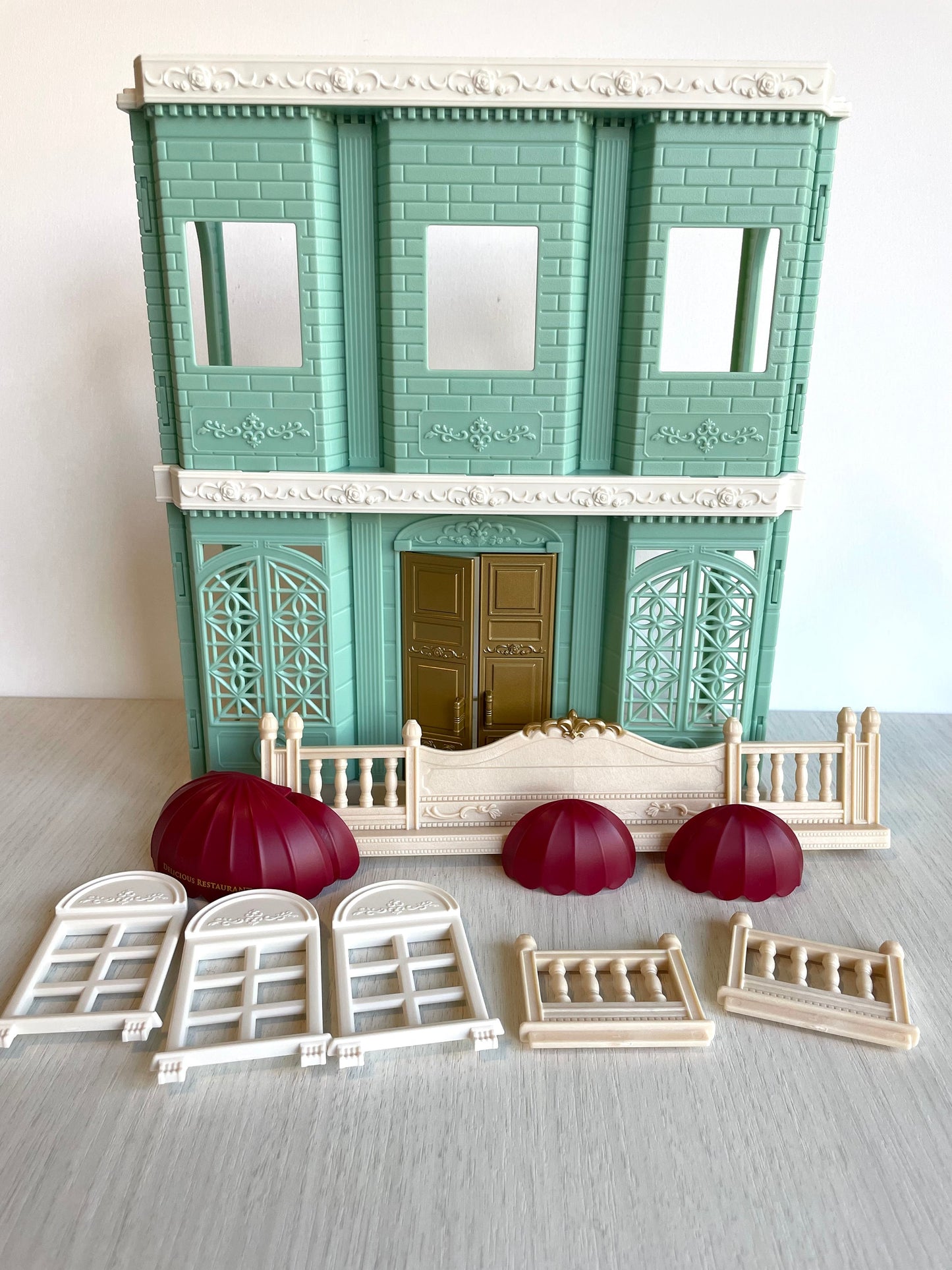 Calico Critters building with Gold door — Sylvanian Families