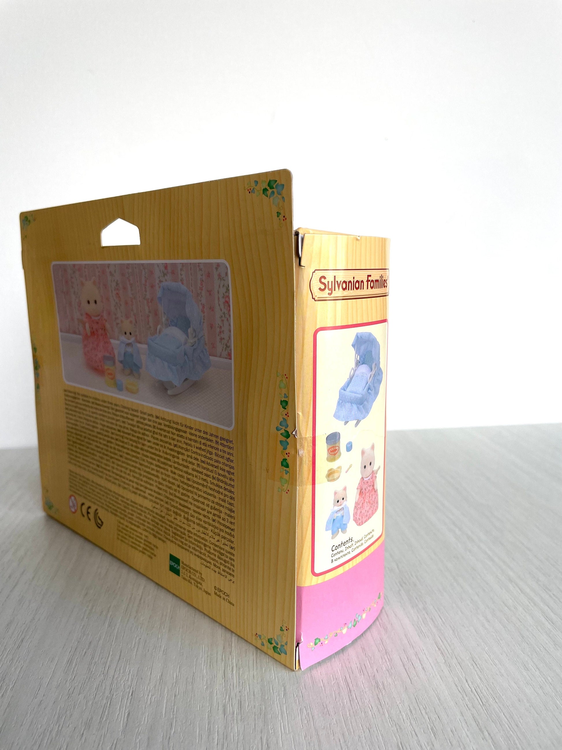 New Arrival nursery set accessories — Sylvanian Families / Calico Critters