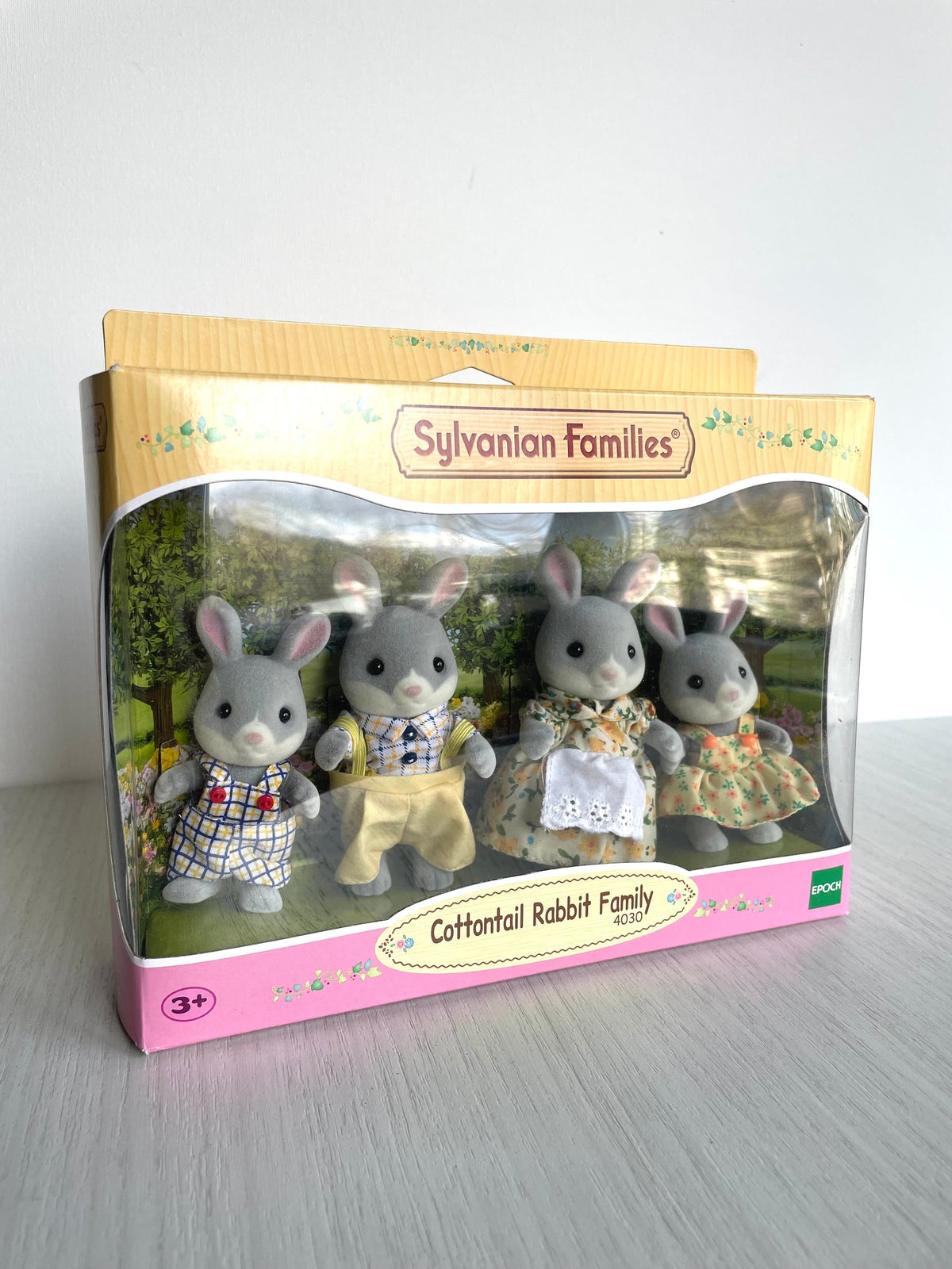 Sylvanian Families Cottontail Rabbit Family New in Unopened Box, Calico Critters Gray Bunny Family, Collector Favourite, photo 7