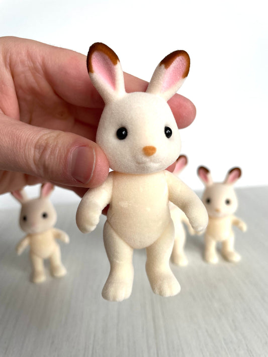 Adult Hopscotch rabbit (brown nose) spare critter — brand new Calico Critters / Sylvanian Families figure, naked for customizing or replacement