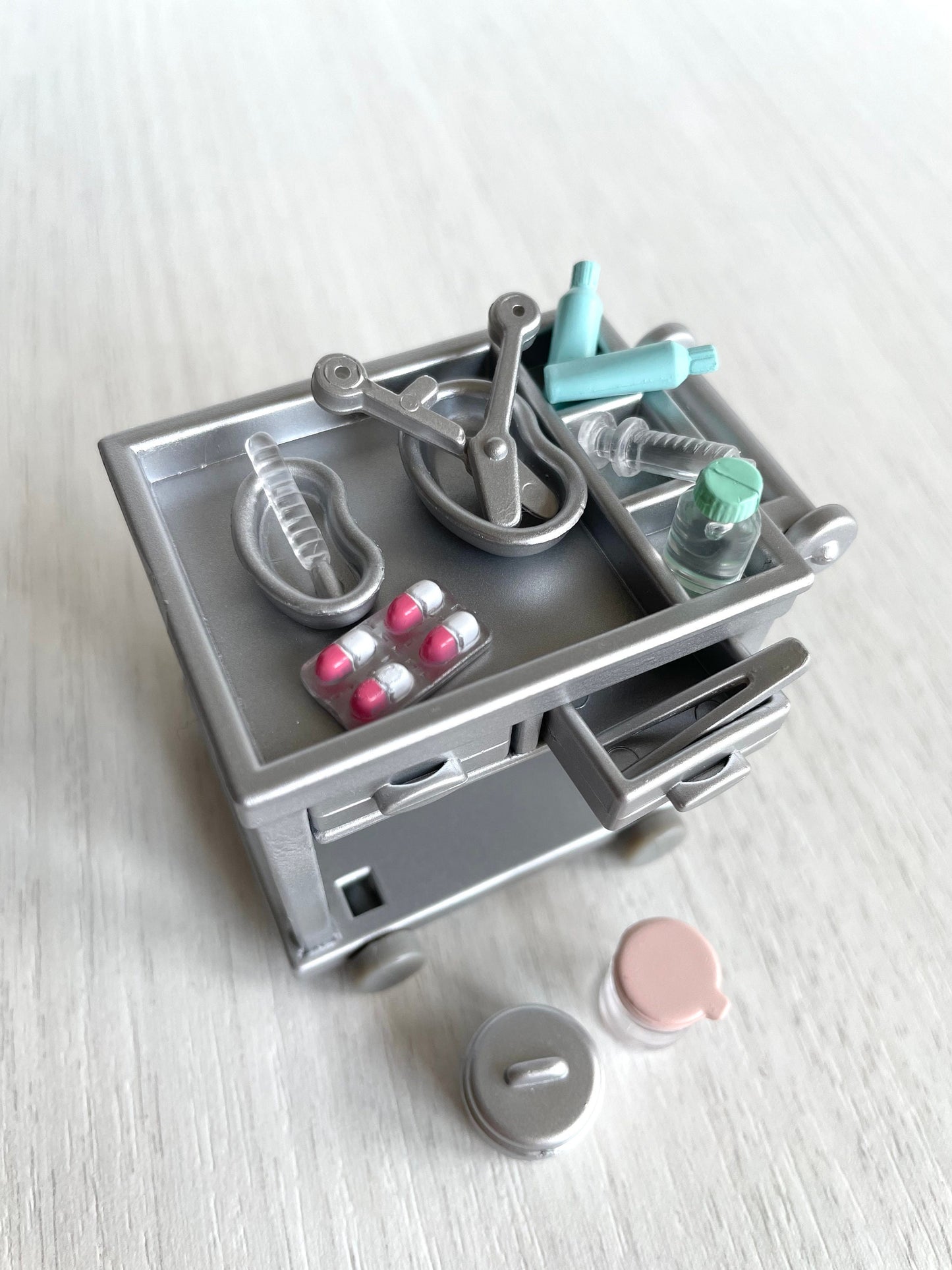 Calico Critters medical cart replacement hospital accessories, spare parts for nurse set, country clinic hospital, or miniatures supplies — Sylvanian Families