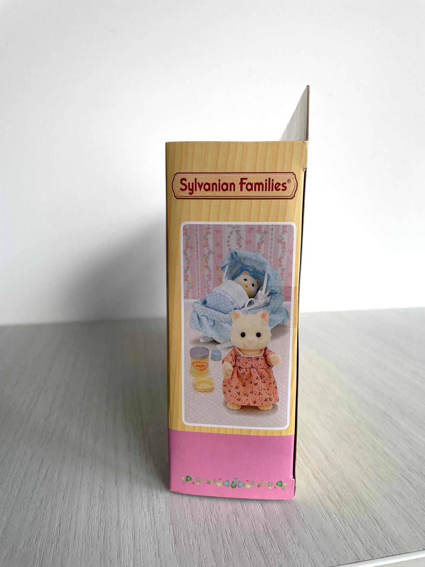 Vintage New Arrival boxed set — Sylvanian Families / Calico Critters