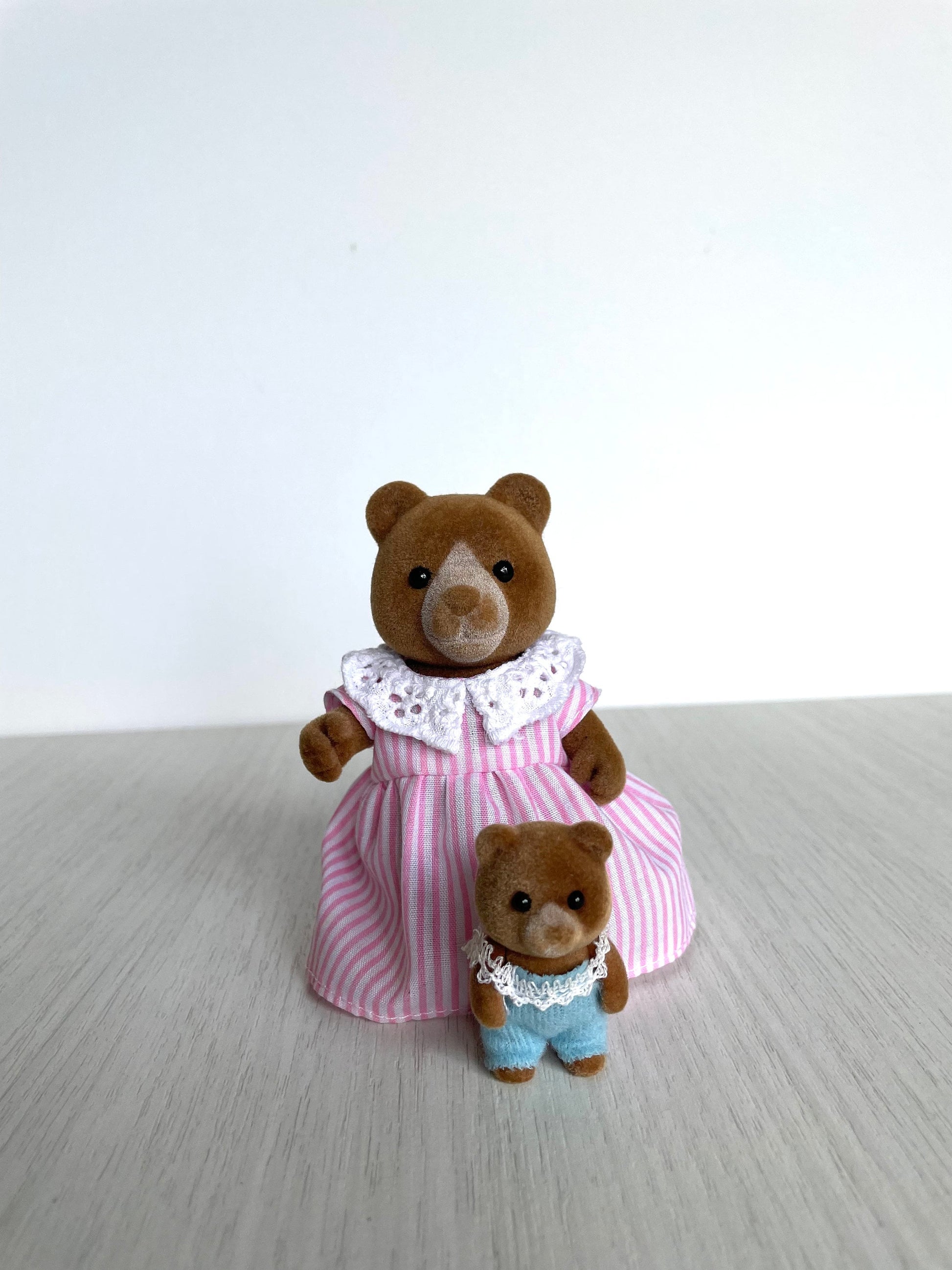 Brown bear mother figurine — Sylvanian Families / Calico Critters