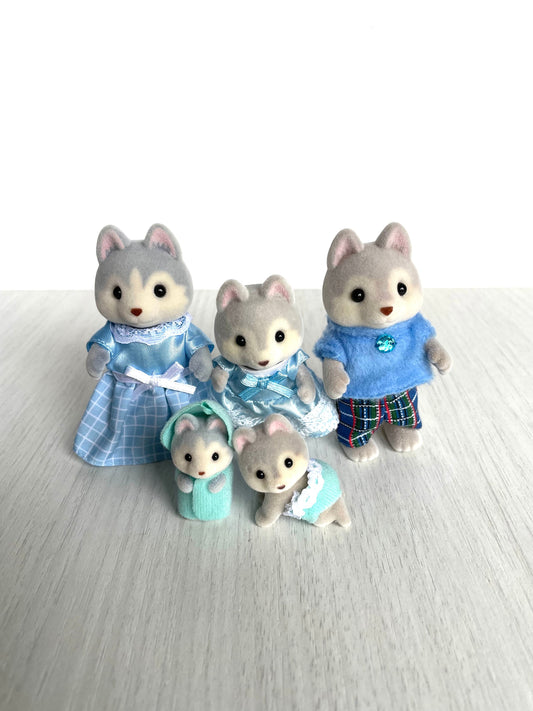 Calico Critters husky family custom bundle in blue outfits — Sylvanian Families