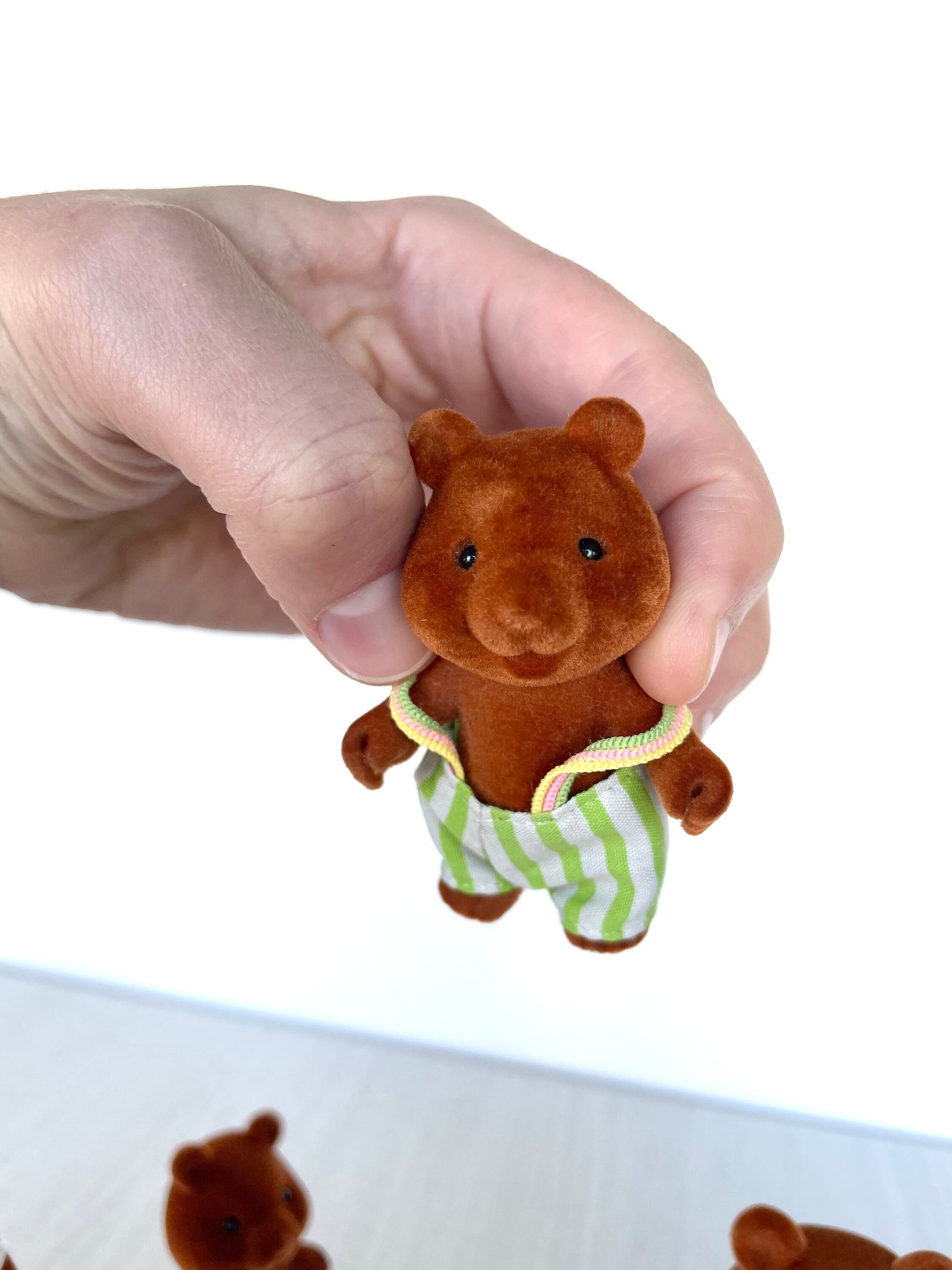 Bärenwald bear children figures — vintage Sylvanian Families / Calico Critters