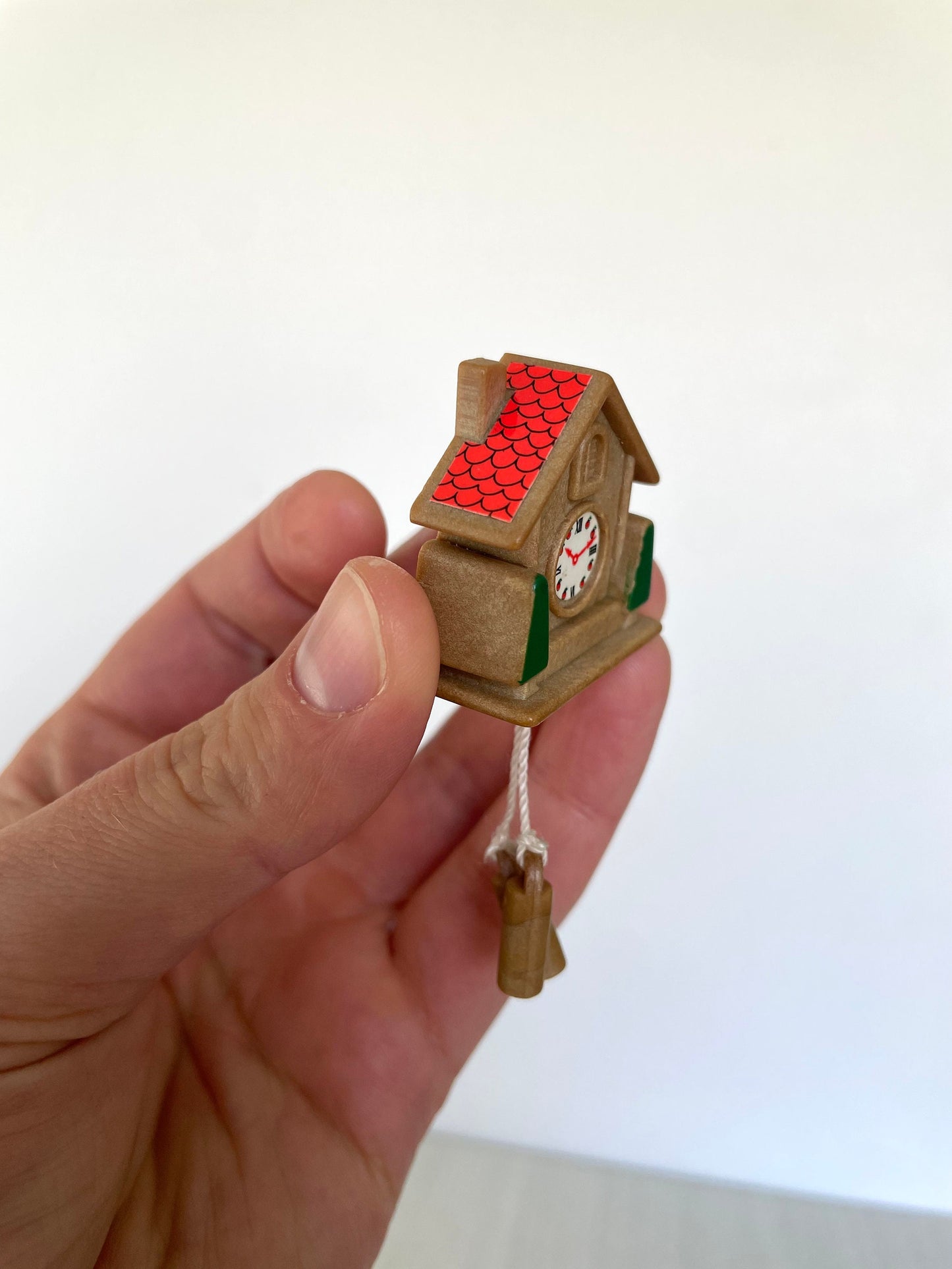 Cuckoo clock back detail — Sylvanian Families / Calico Critters